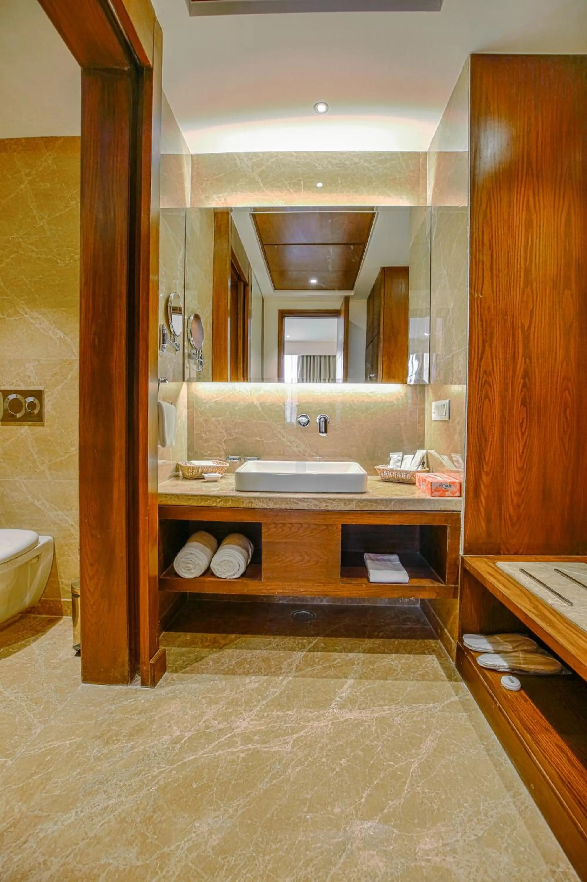 Bathroom, Bed in Best Western Plus Chandigarh Mohali