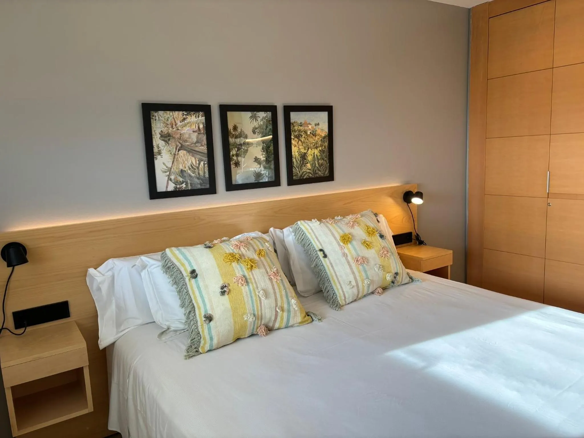 Bed in Mediterraneo Sitges