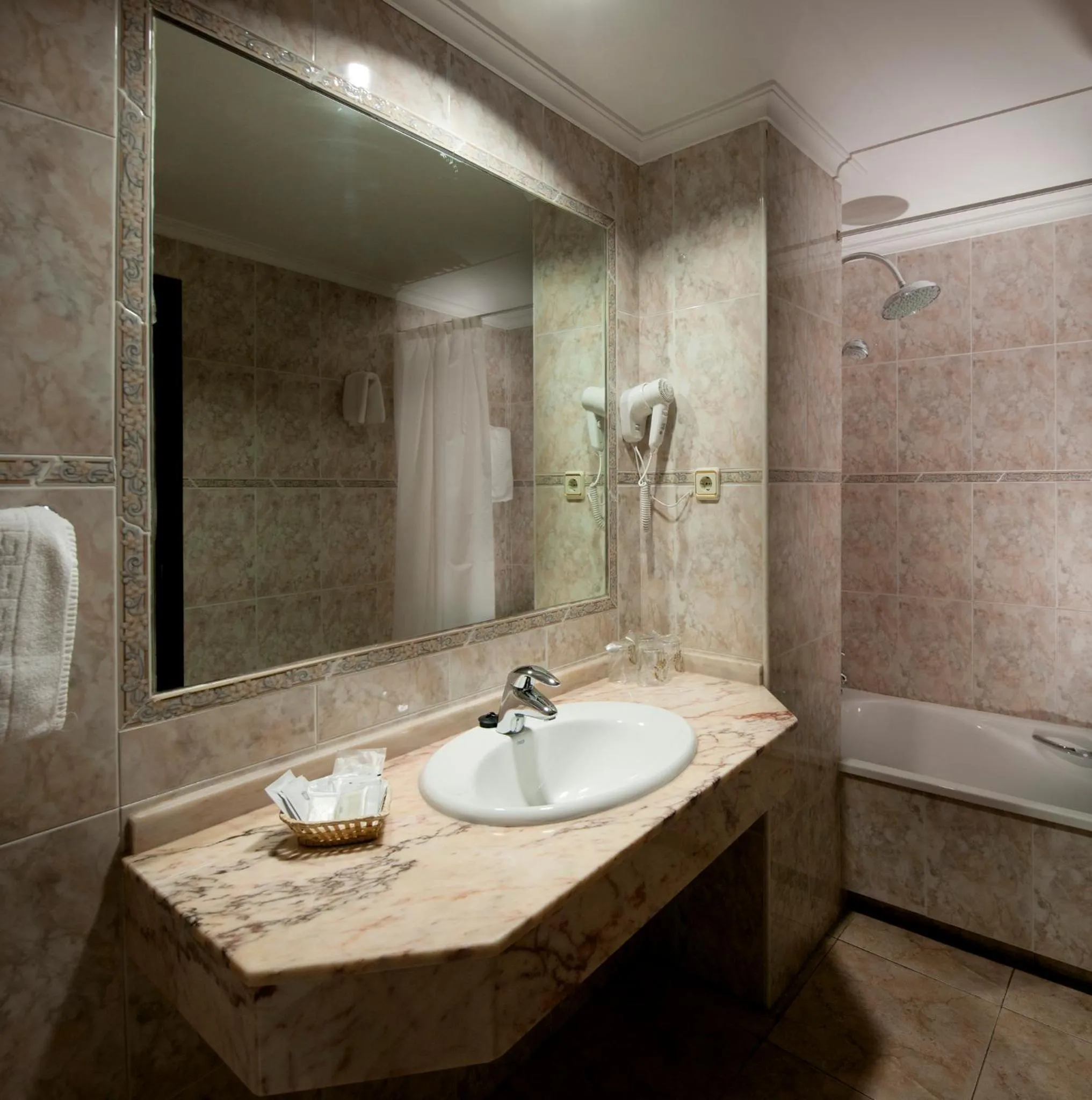 Bathroom in Hotel Martin