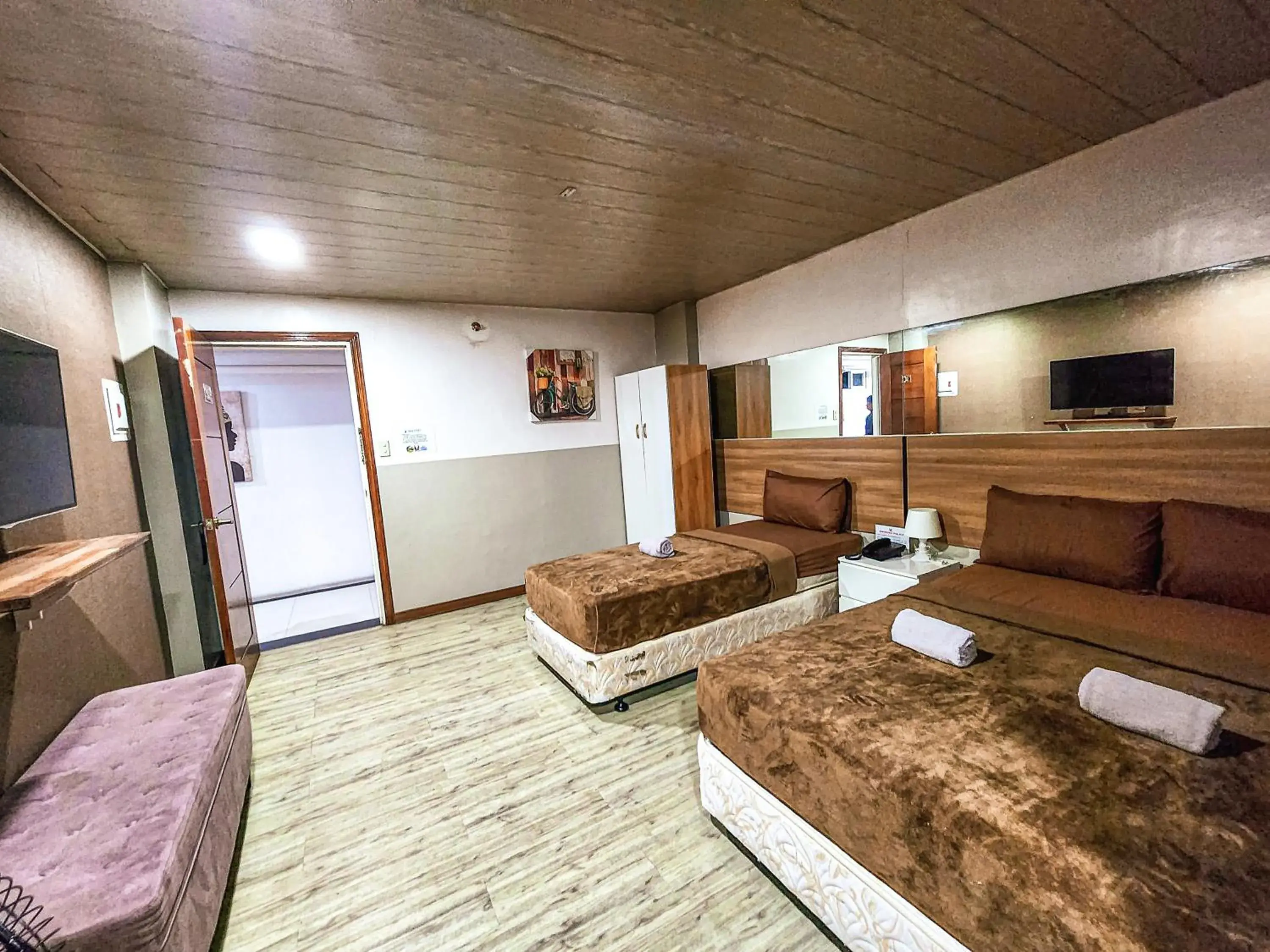 Triple Room with View in Hotel Urban Triple Room with View in Hotel Urban