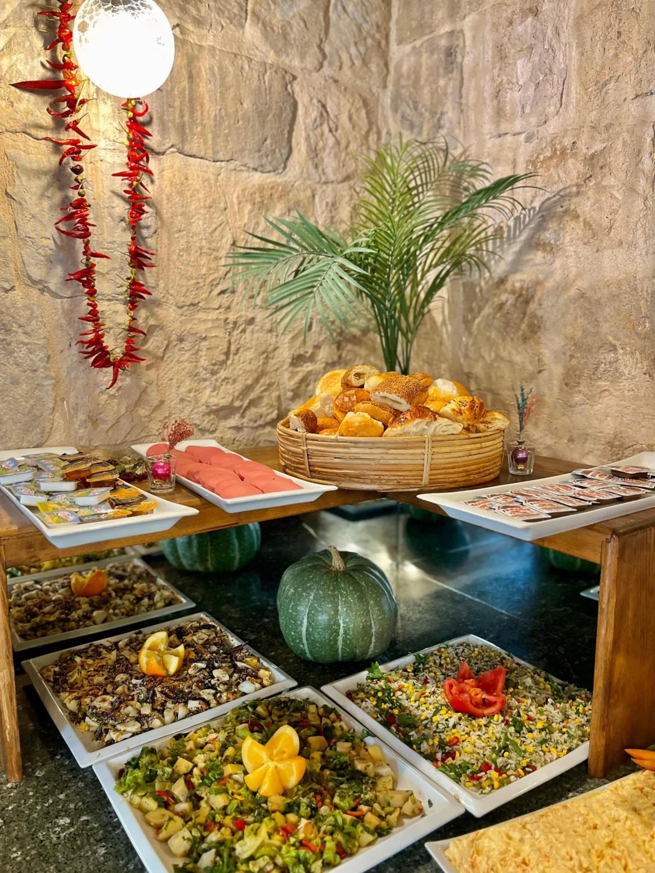 Restaurant/places to eat in Cappadocia Secret Hill Cave Suites