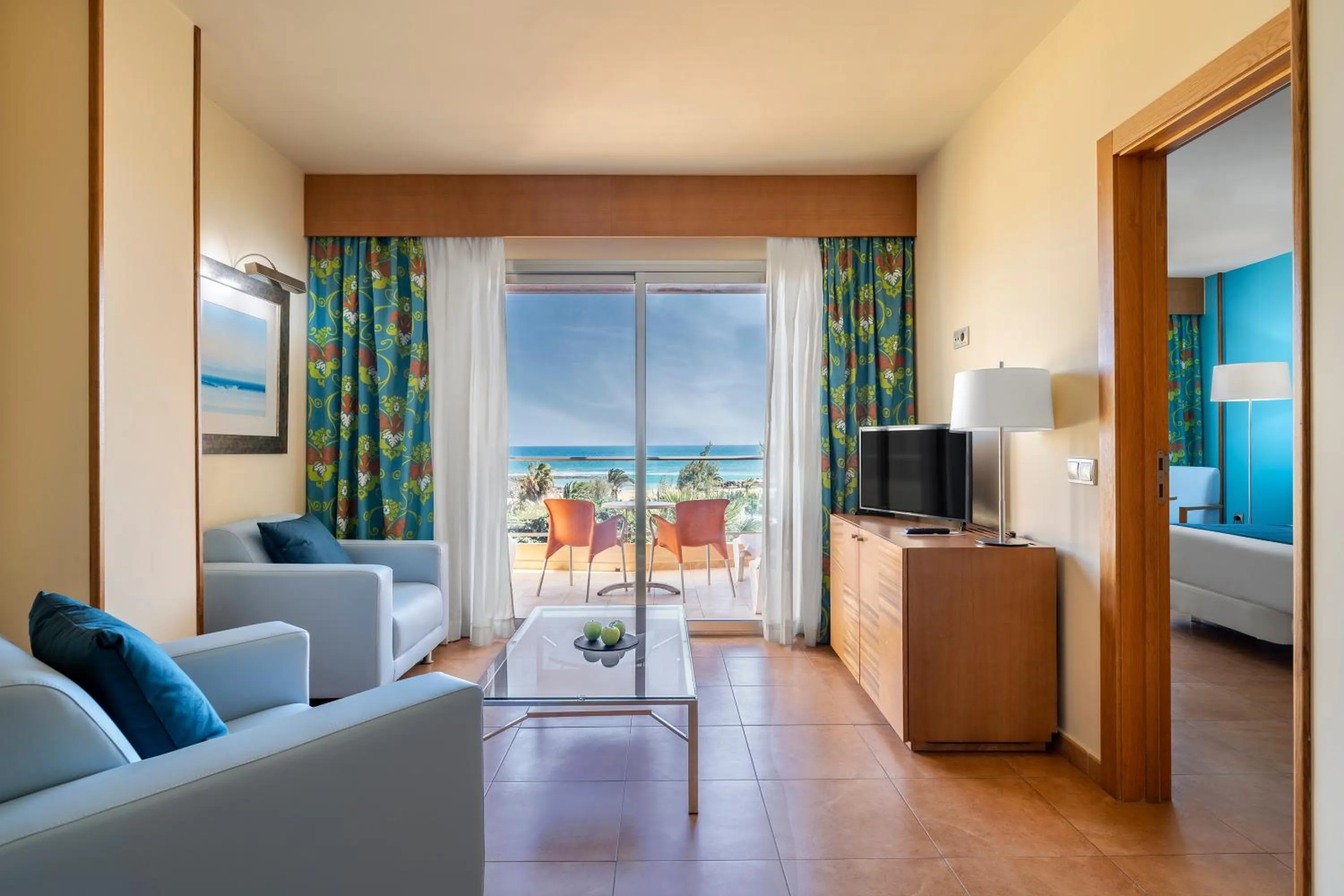 Living room in Elba Carlota Beach & Golf Resort