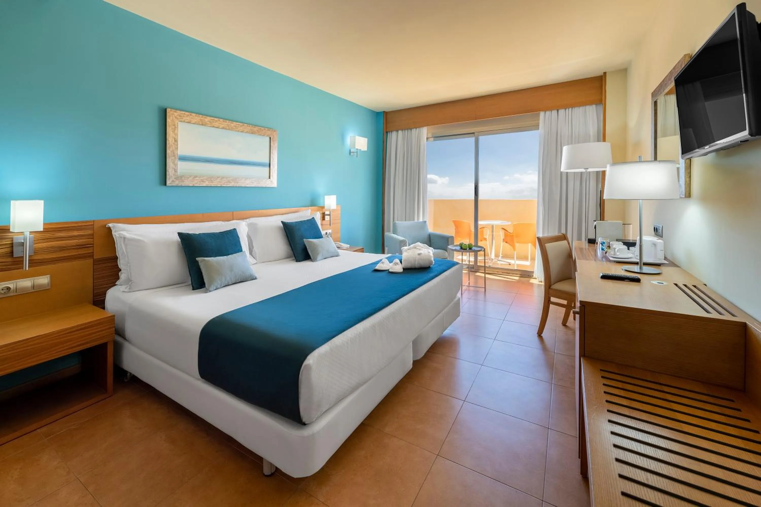 Bed in Elba Carlota Beach & Golf Resort