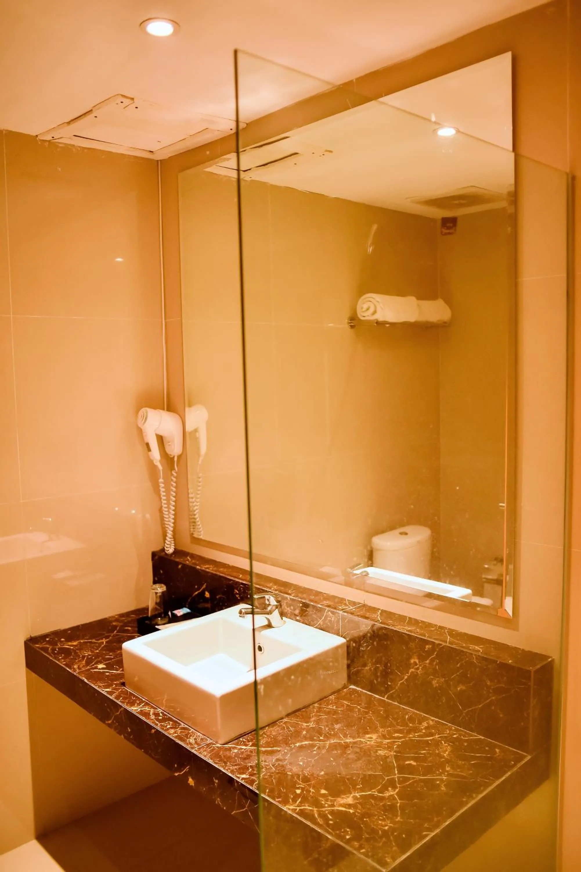 Portola Grand Renggali Hotel Takengon