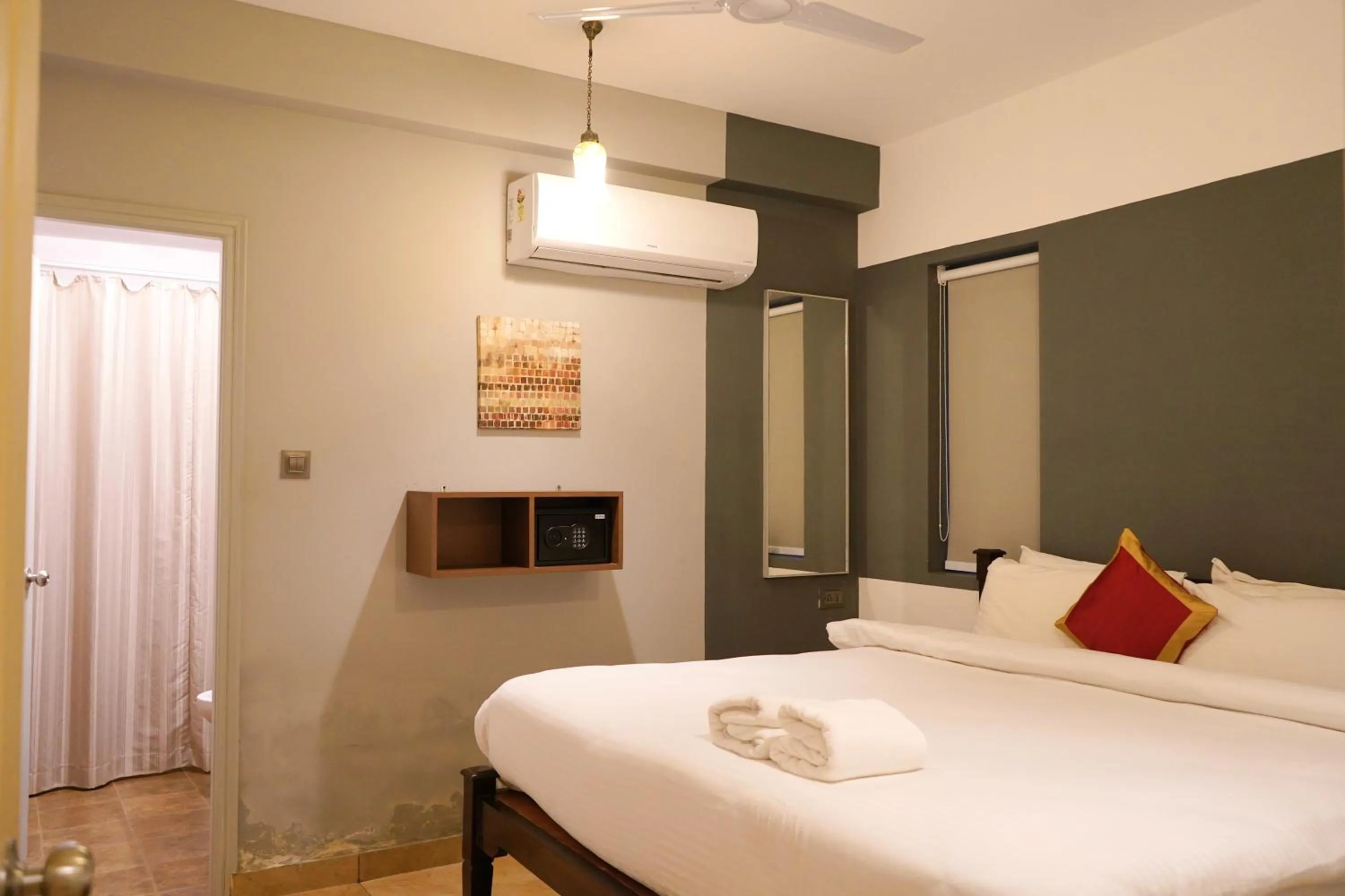 Bedroom, Bed in Richmonde Ananta Elite Luxurious Villa & Apartments,Goa