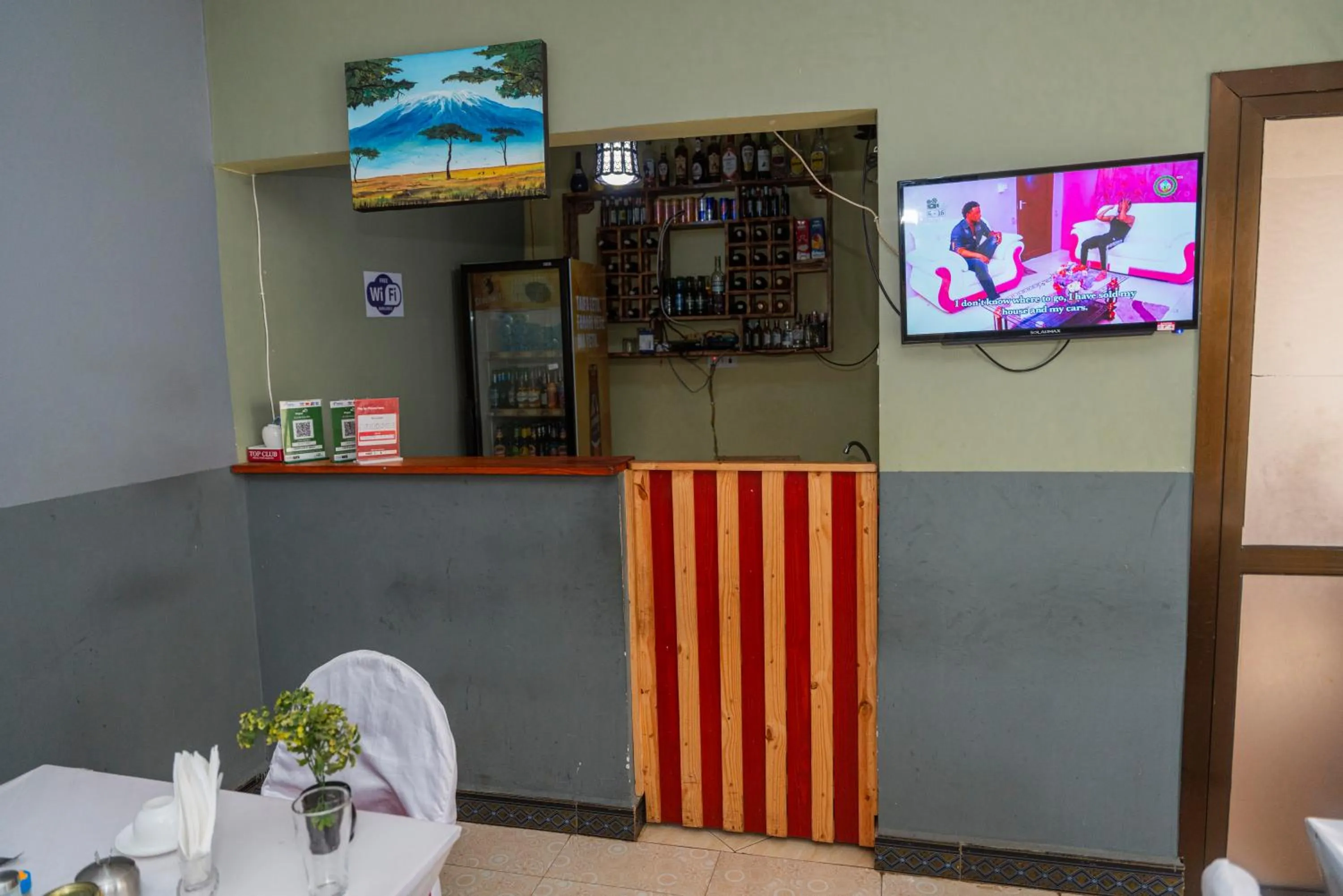 Lounge or bar in Safari Park House