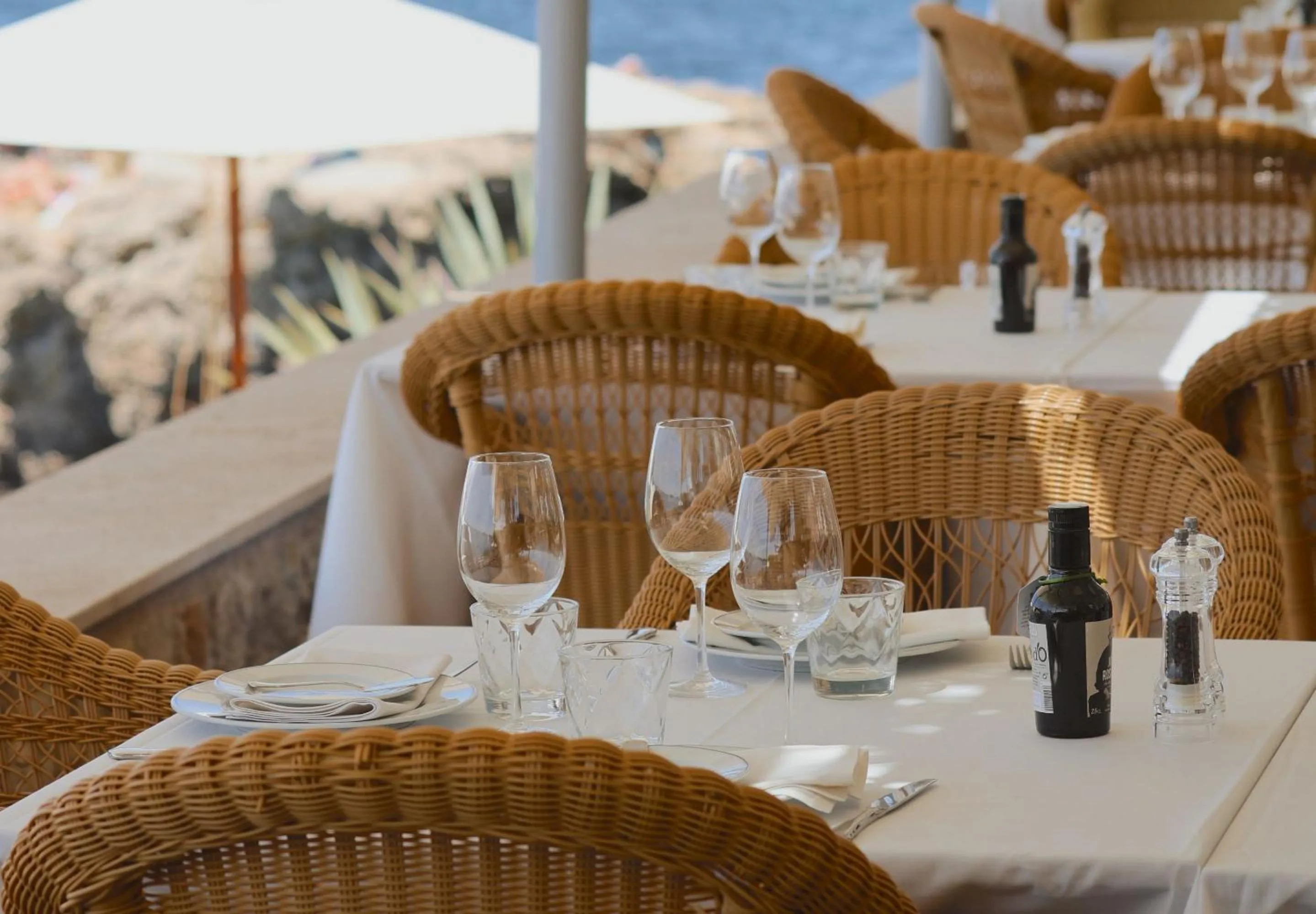 Restaurant/places to eat in Hotel Bendinat