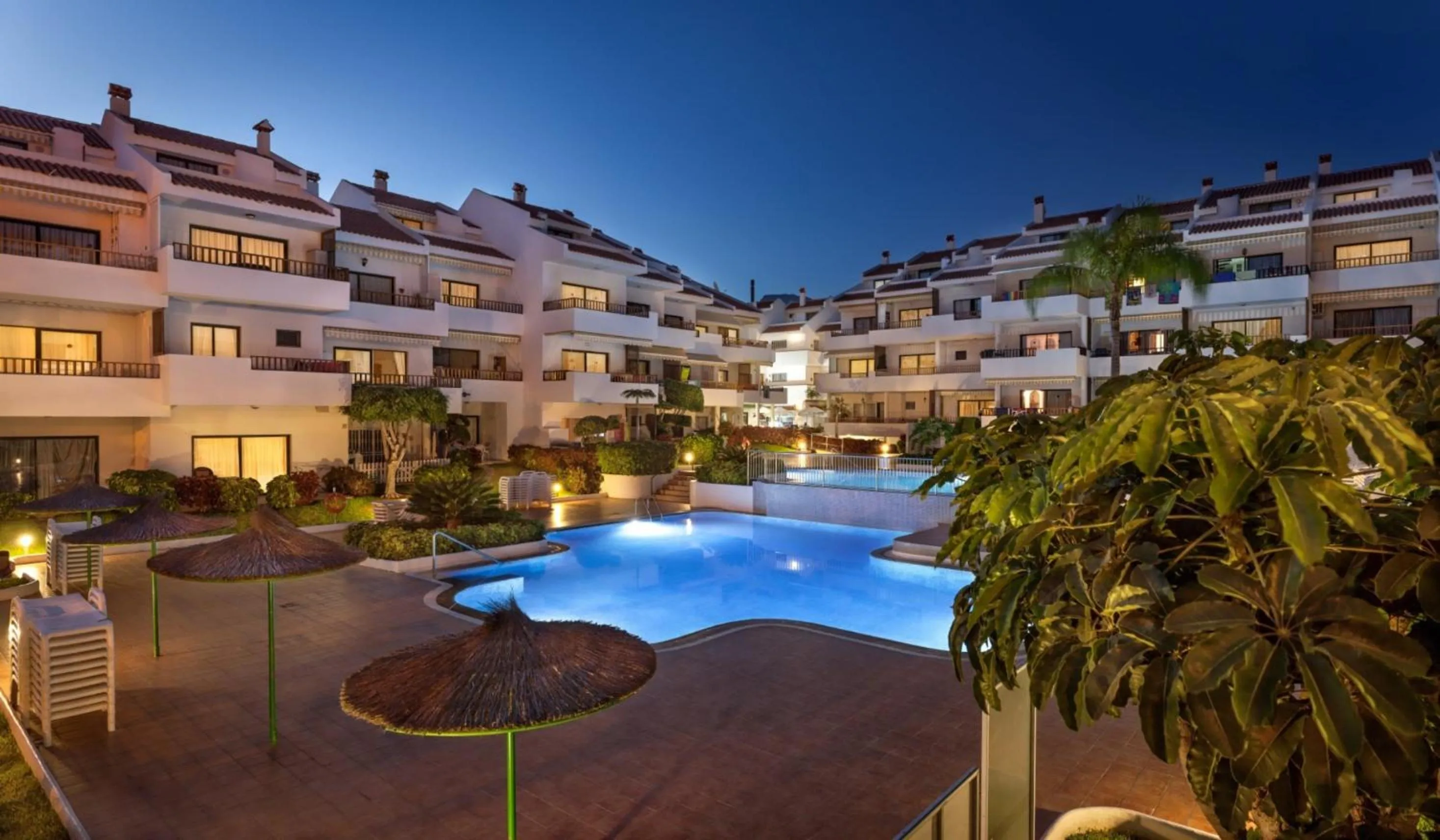 Swimming pool in Apartamentos HG Cristian Sur