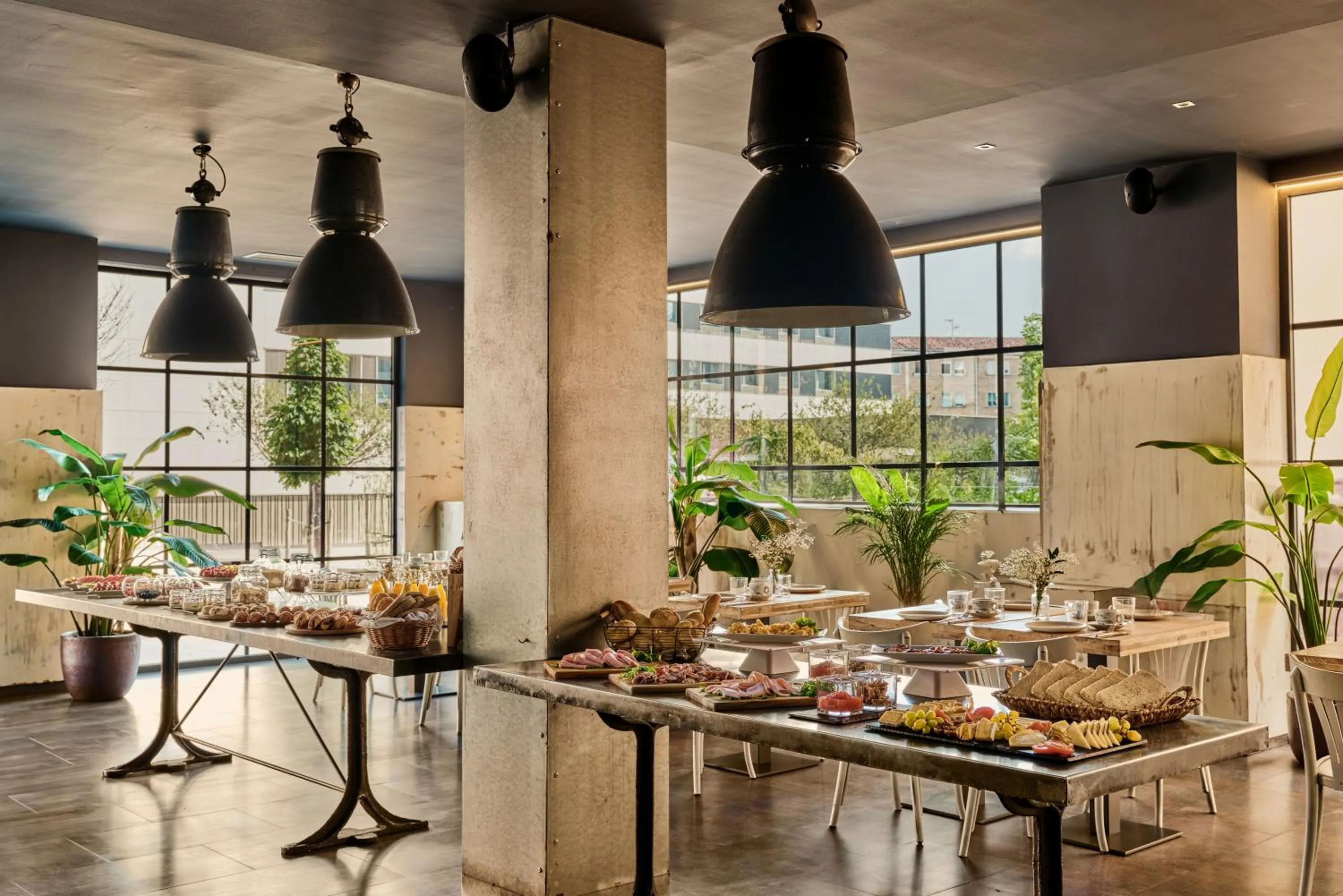 Breakfast in Hotel Pamplona Plaza