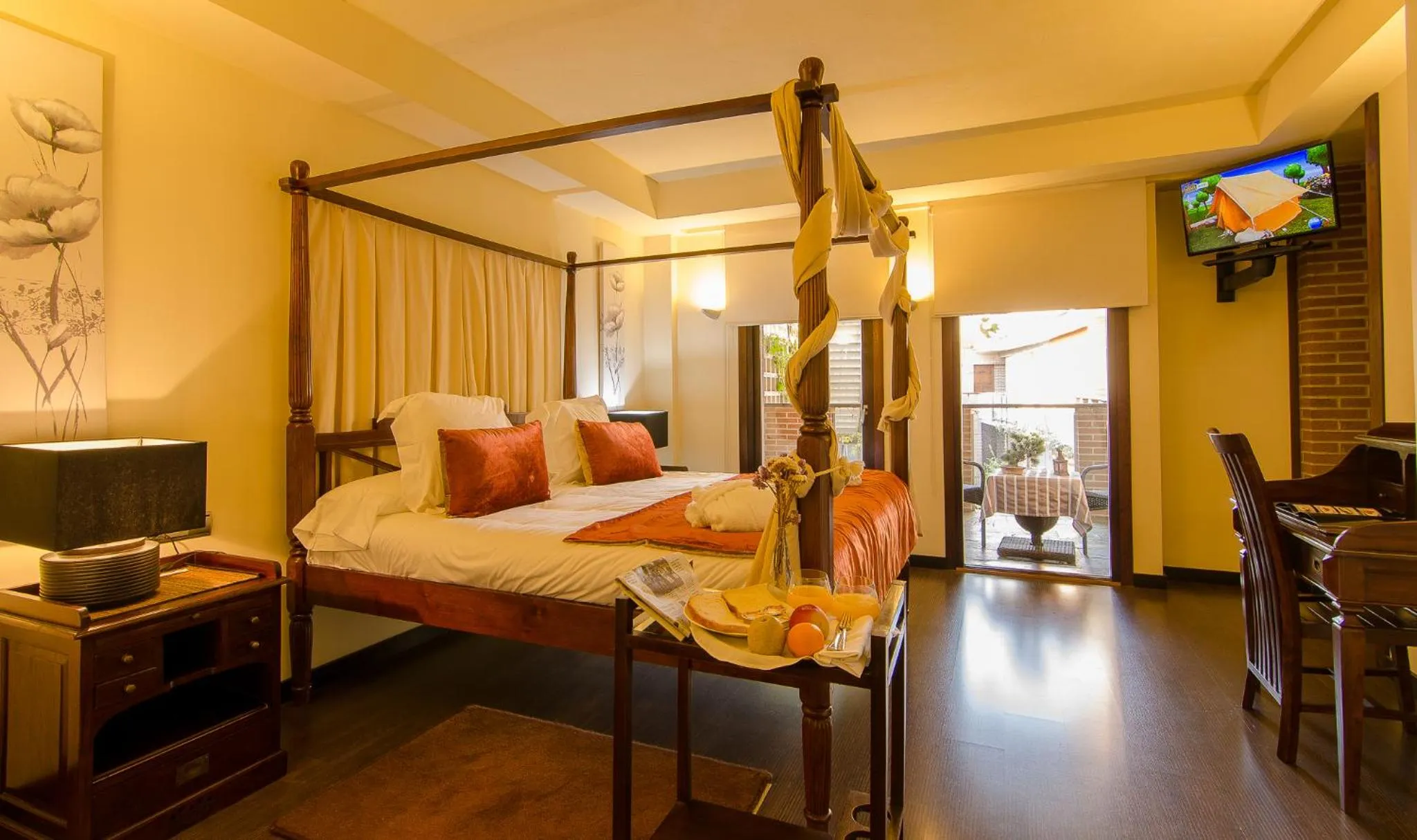 Photo of the whole room, Bed in Hotel La Joyosa Guarda