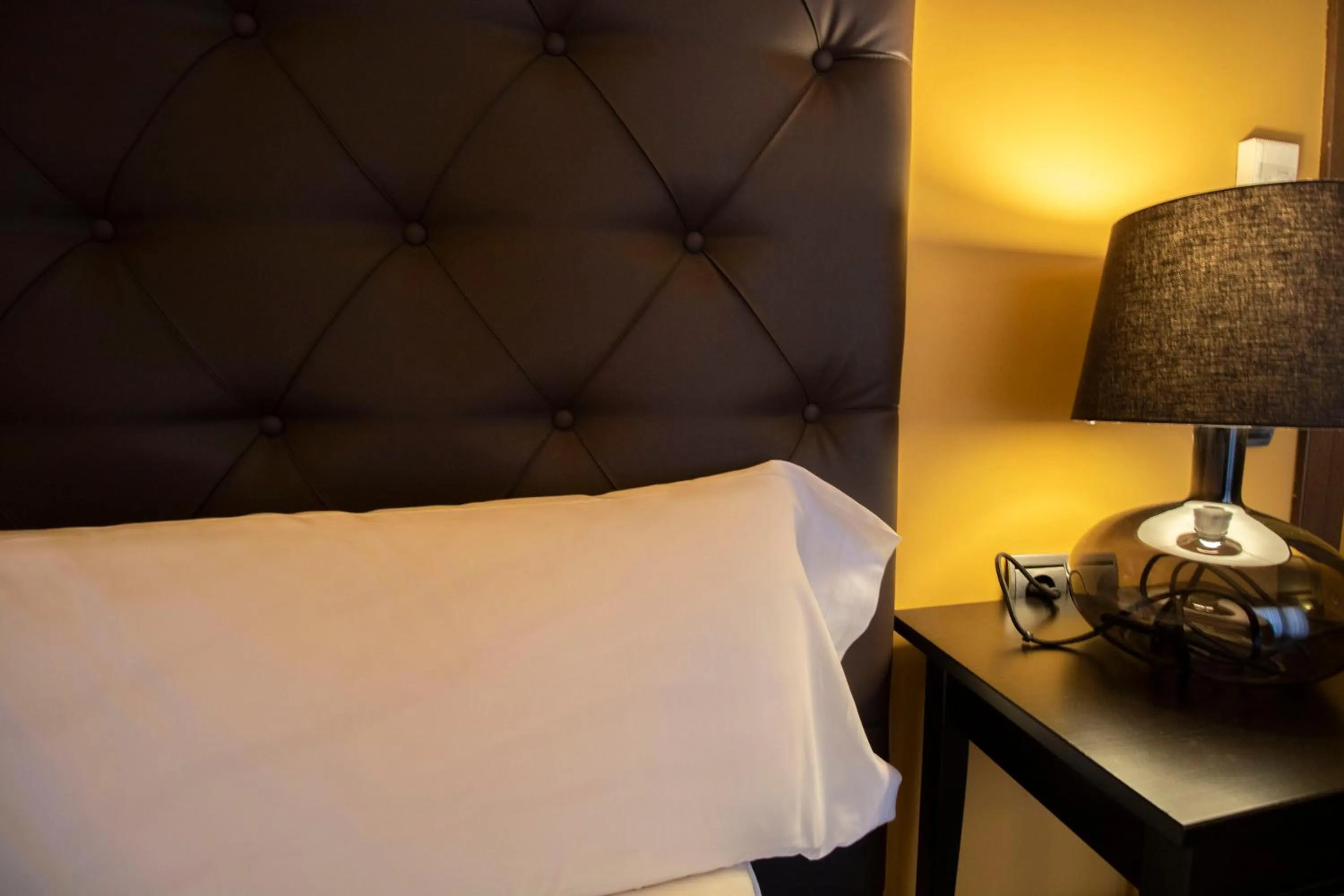 Bedroom, Bed in Hotel La Joyosa Guarda