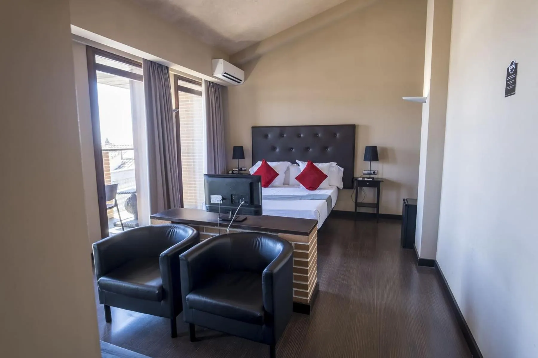 Photo of the whole room in Hotel Alda Castillo de Olite