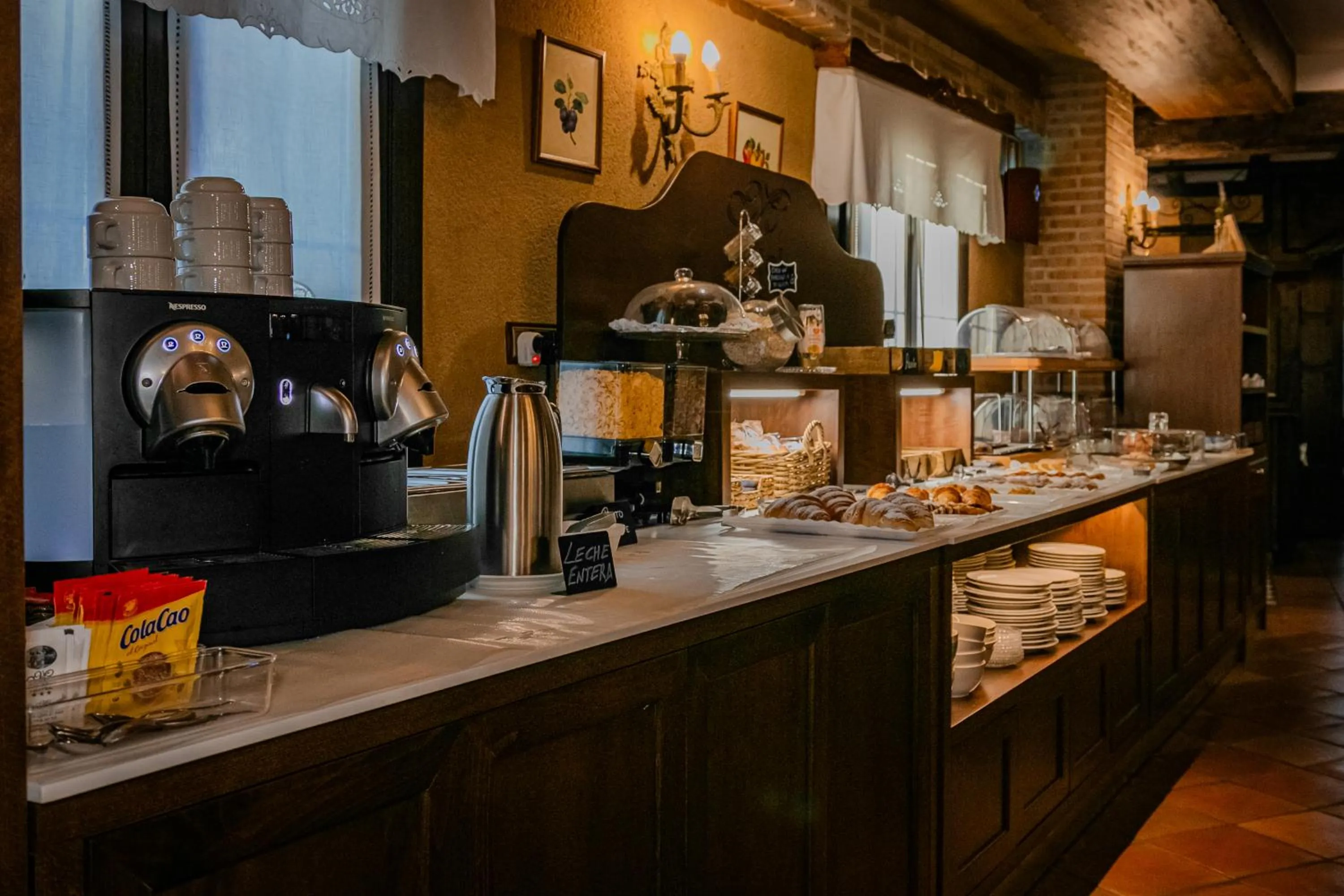 Buffet breakfast in Hotel Doña Manuela