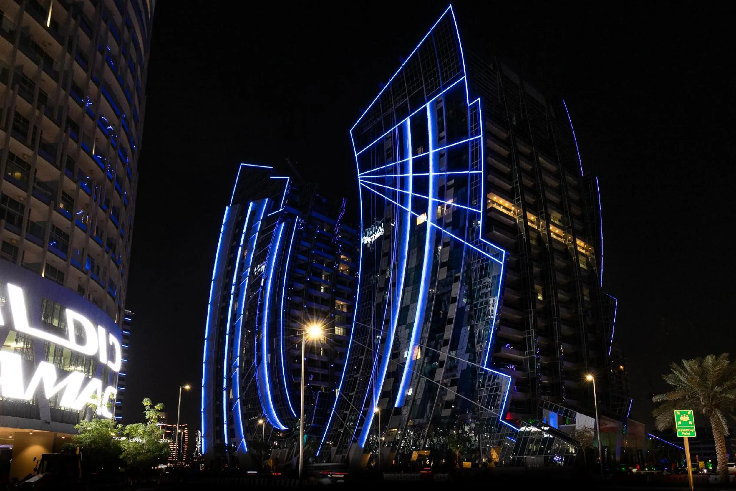 Property building in SIMPLY COMFORT in J ONE Tower