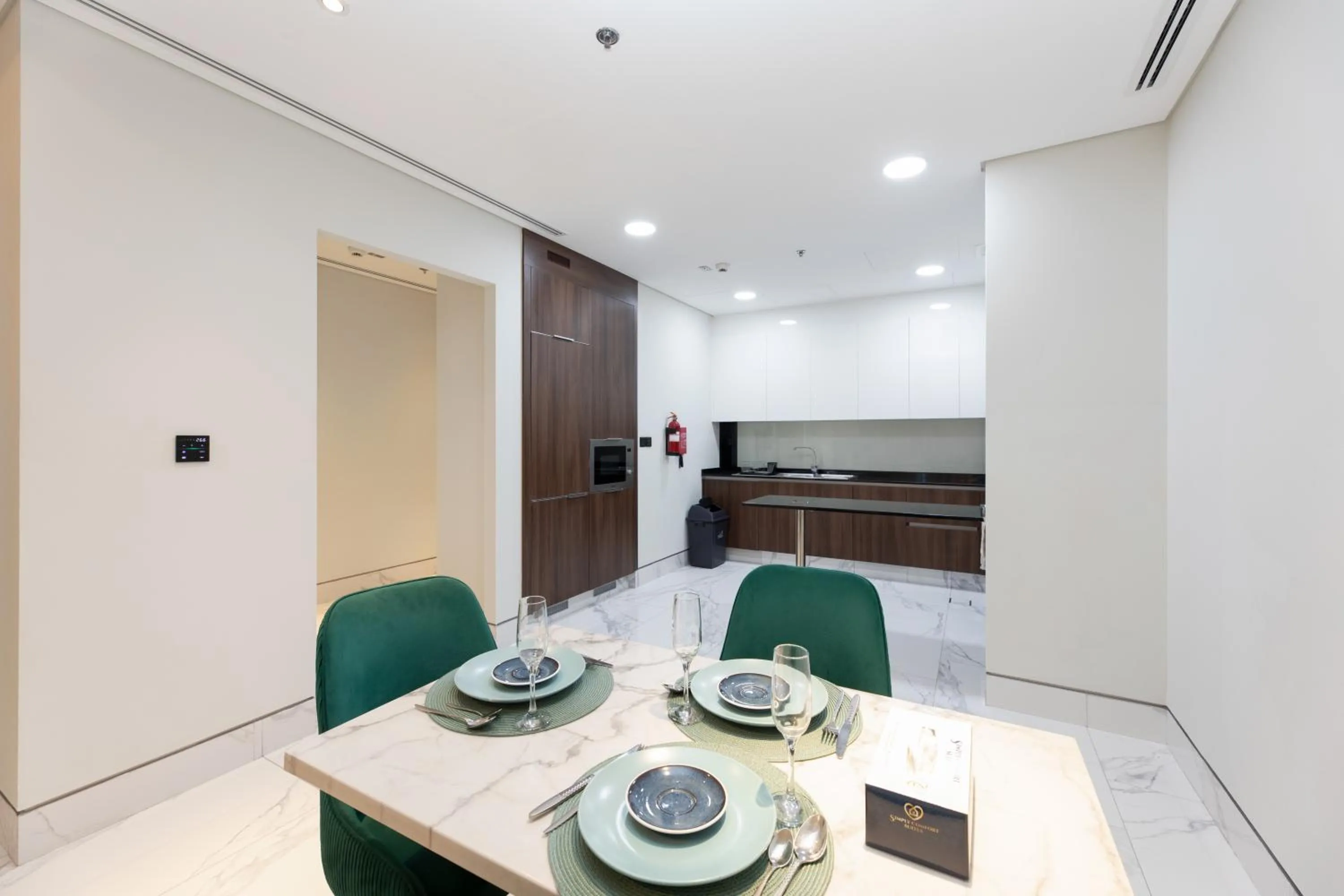 Kitchen or kitchenette in SIMPLY COMFORT in J ONE Tower