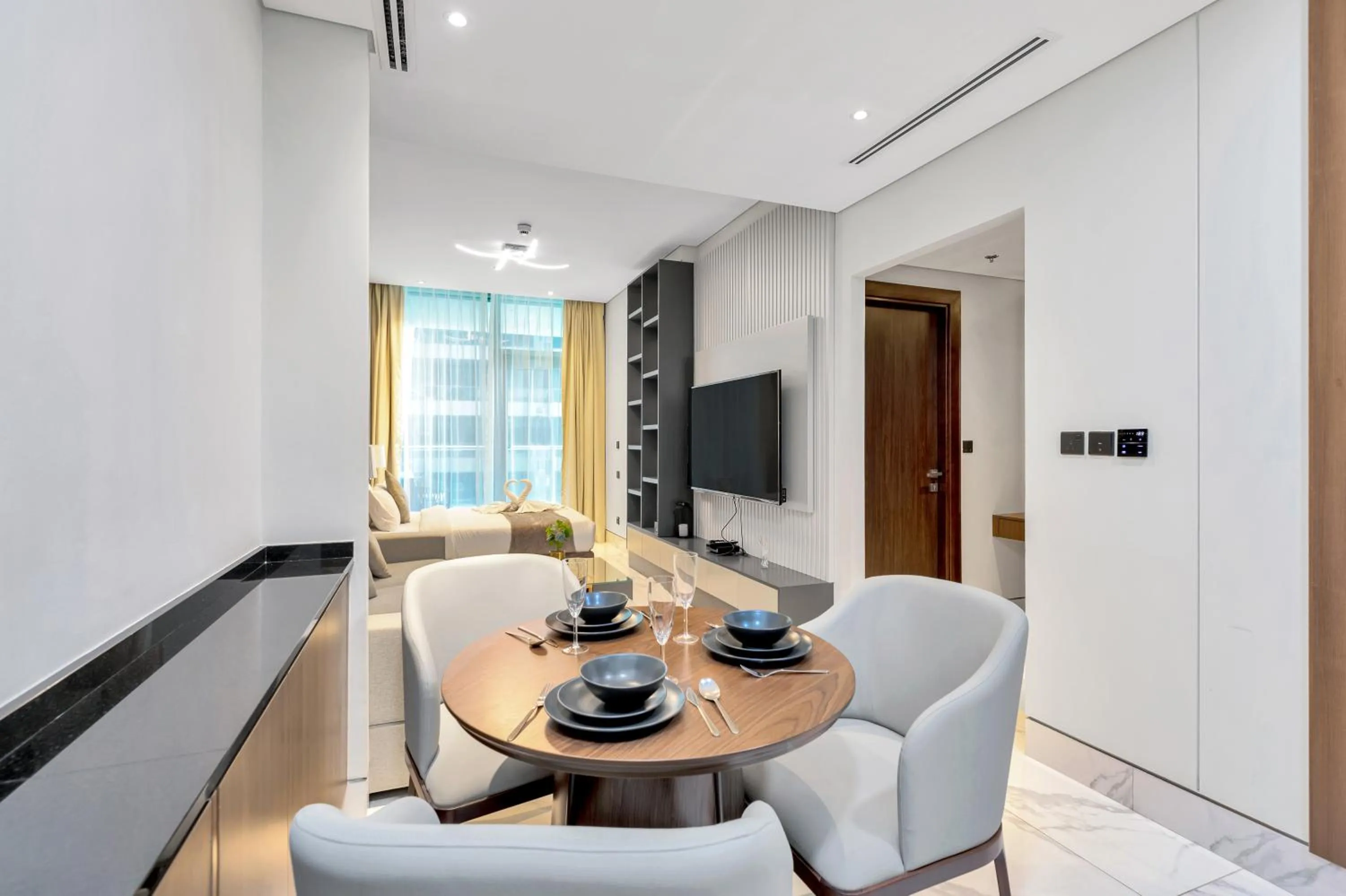 TV and multimedia in SIMPLY COMFORT in J ONE Tower