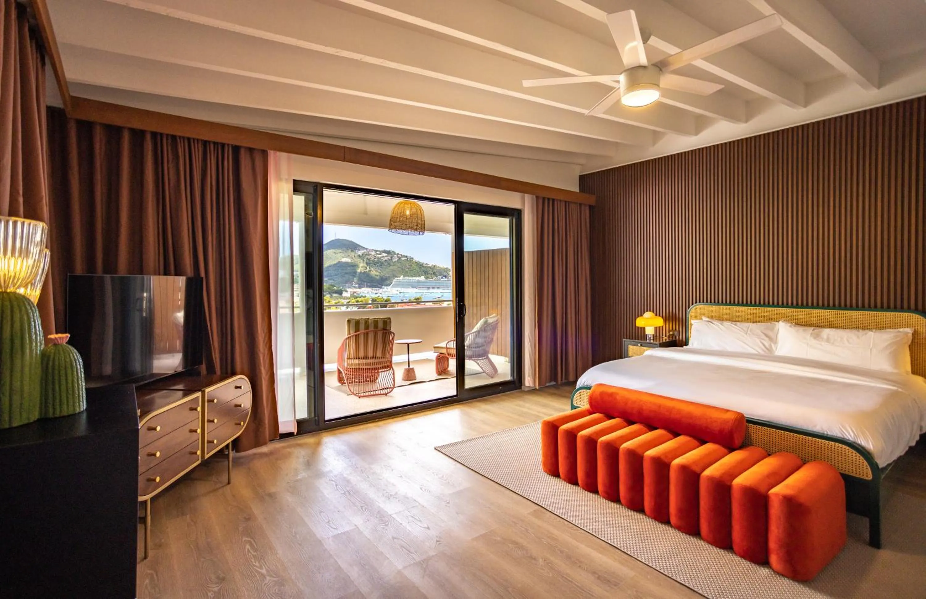 Bed in The Pink Palm Hotel - Adults Only