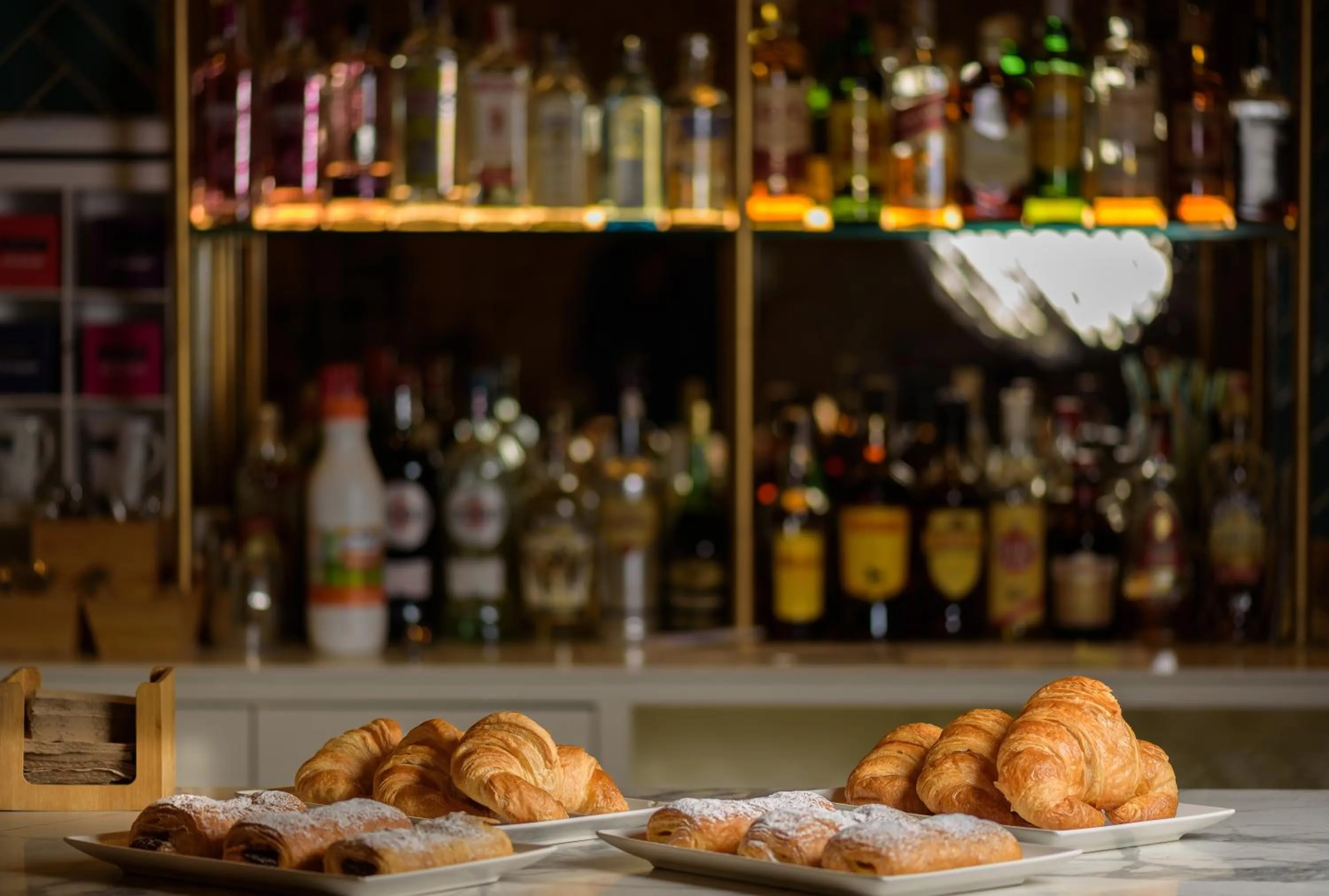 Restaurant/places to eat in Hotel Zentral Mayoral