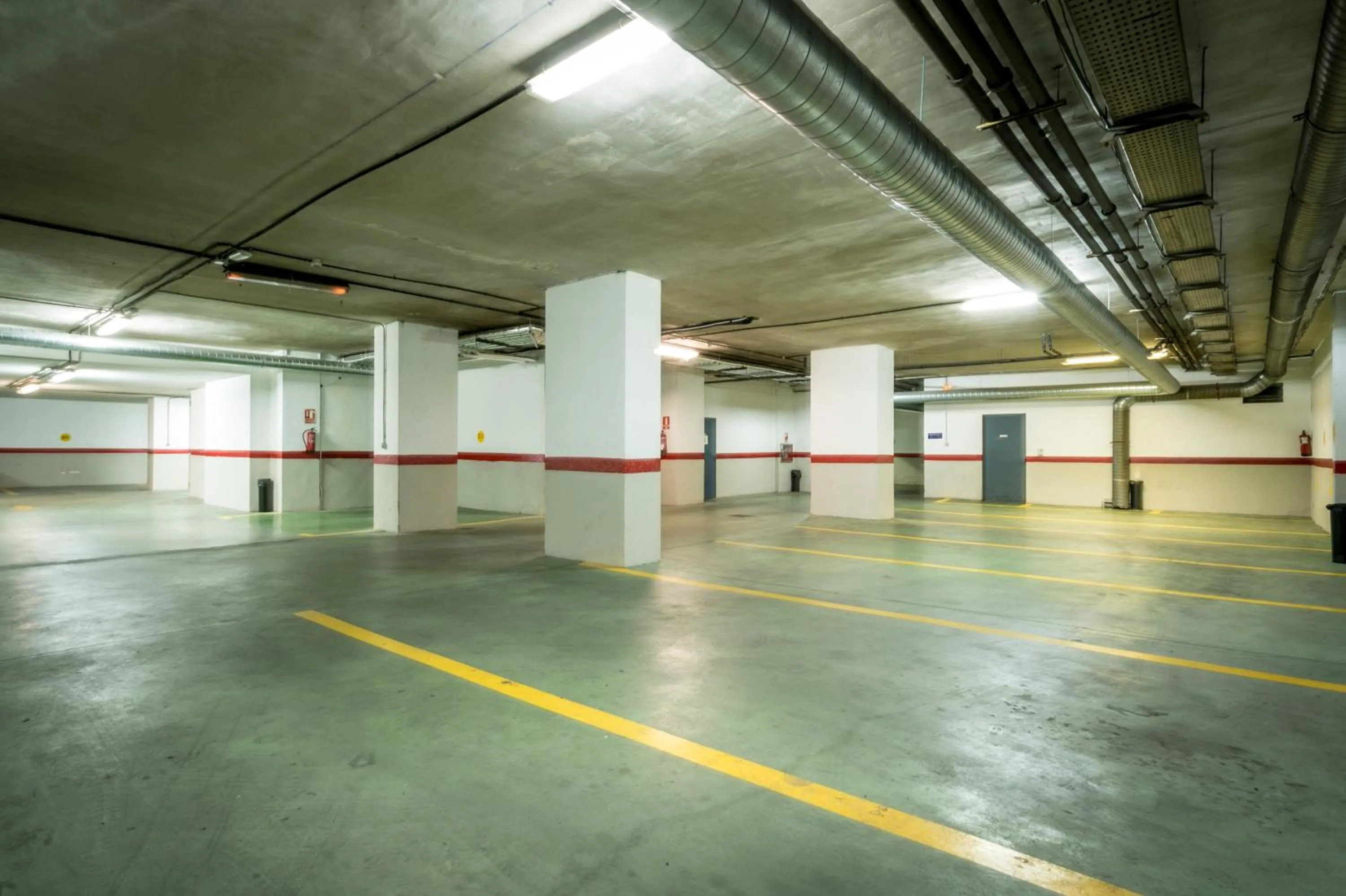 Property building in Hotel Zentral Mayoral