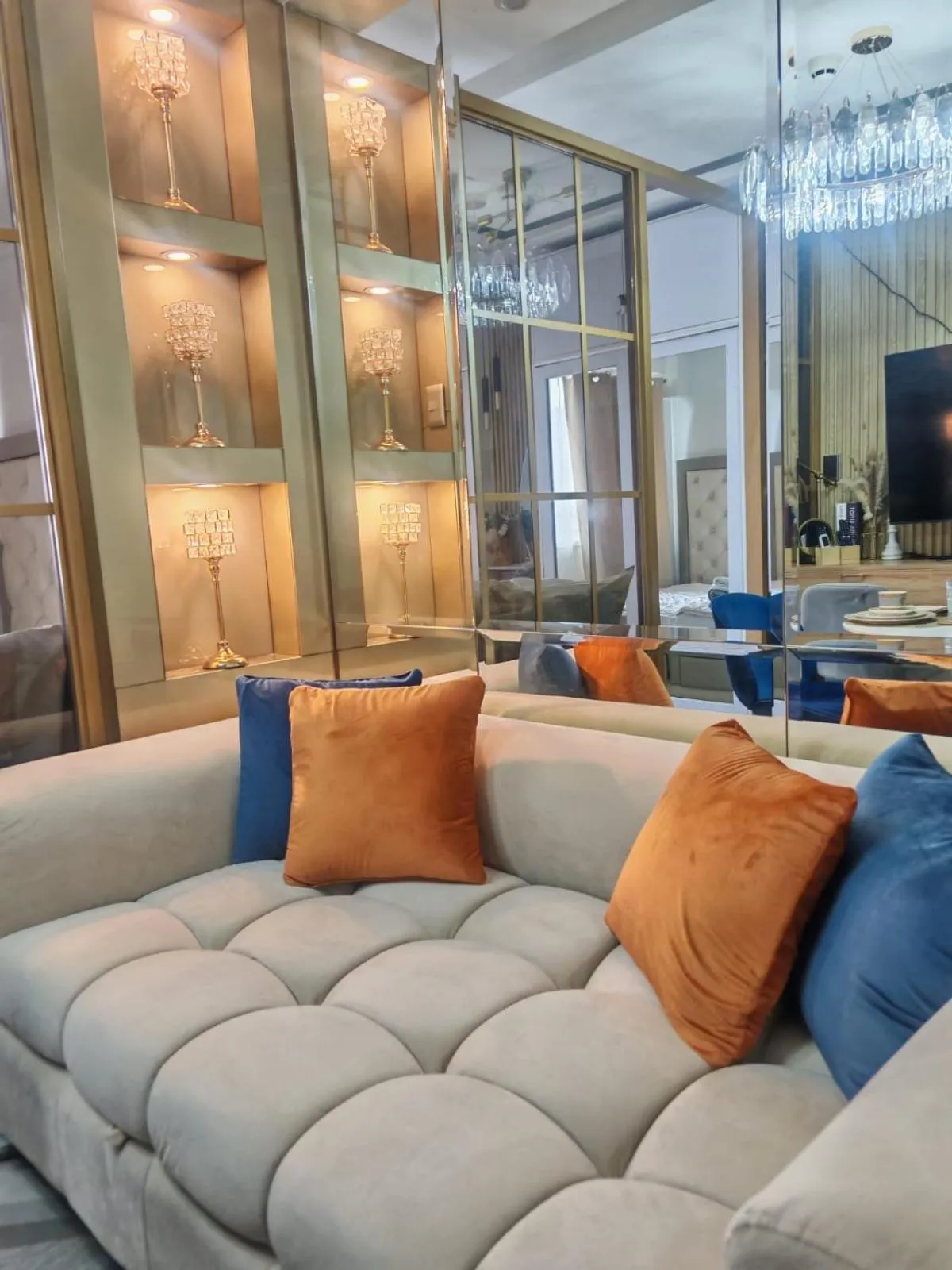 Deluxe Suites Razelles 2 at Shore 2 Residences Tower 1