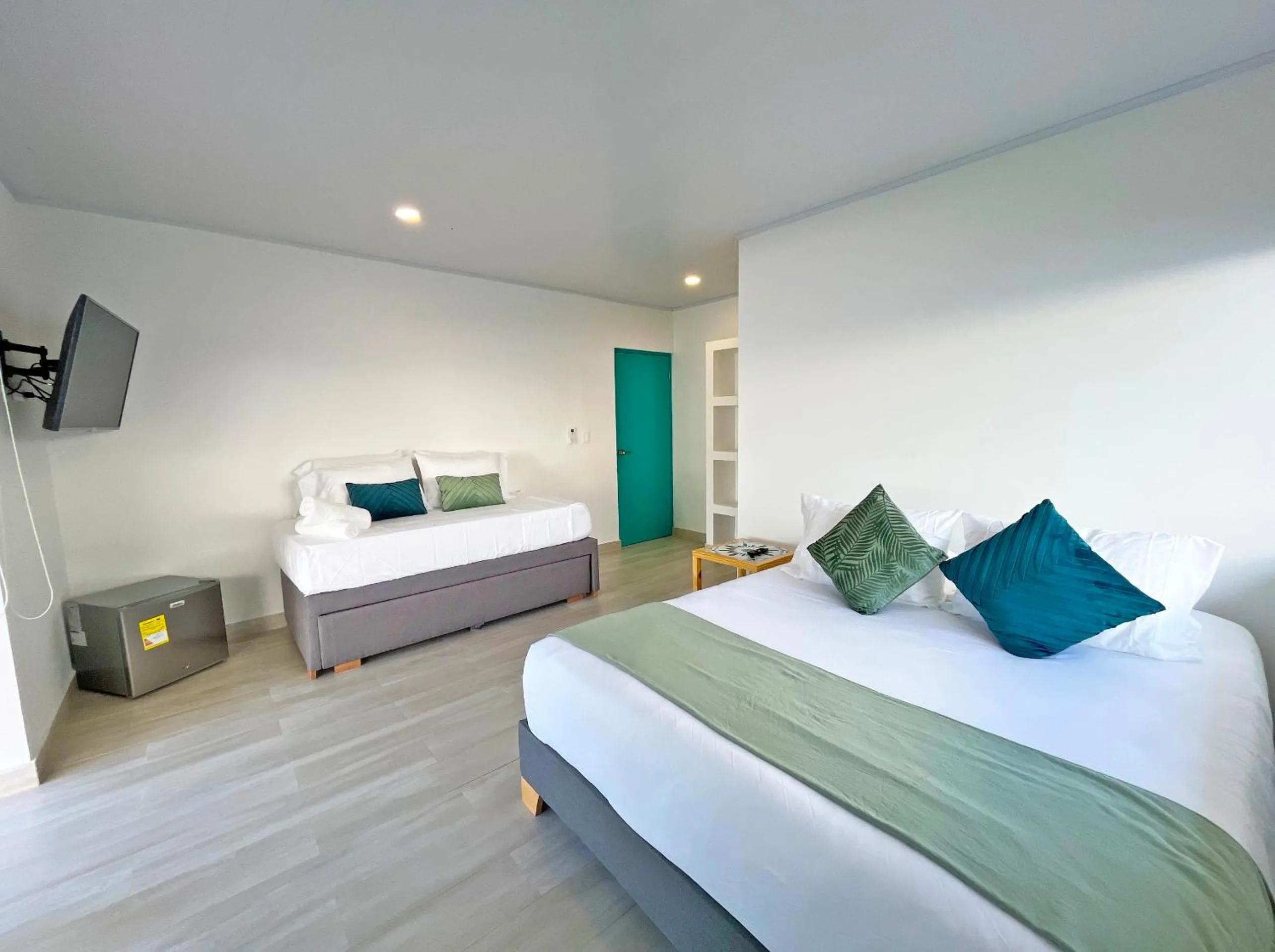 Photo of the whole room, Bed in Zaba Beach House