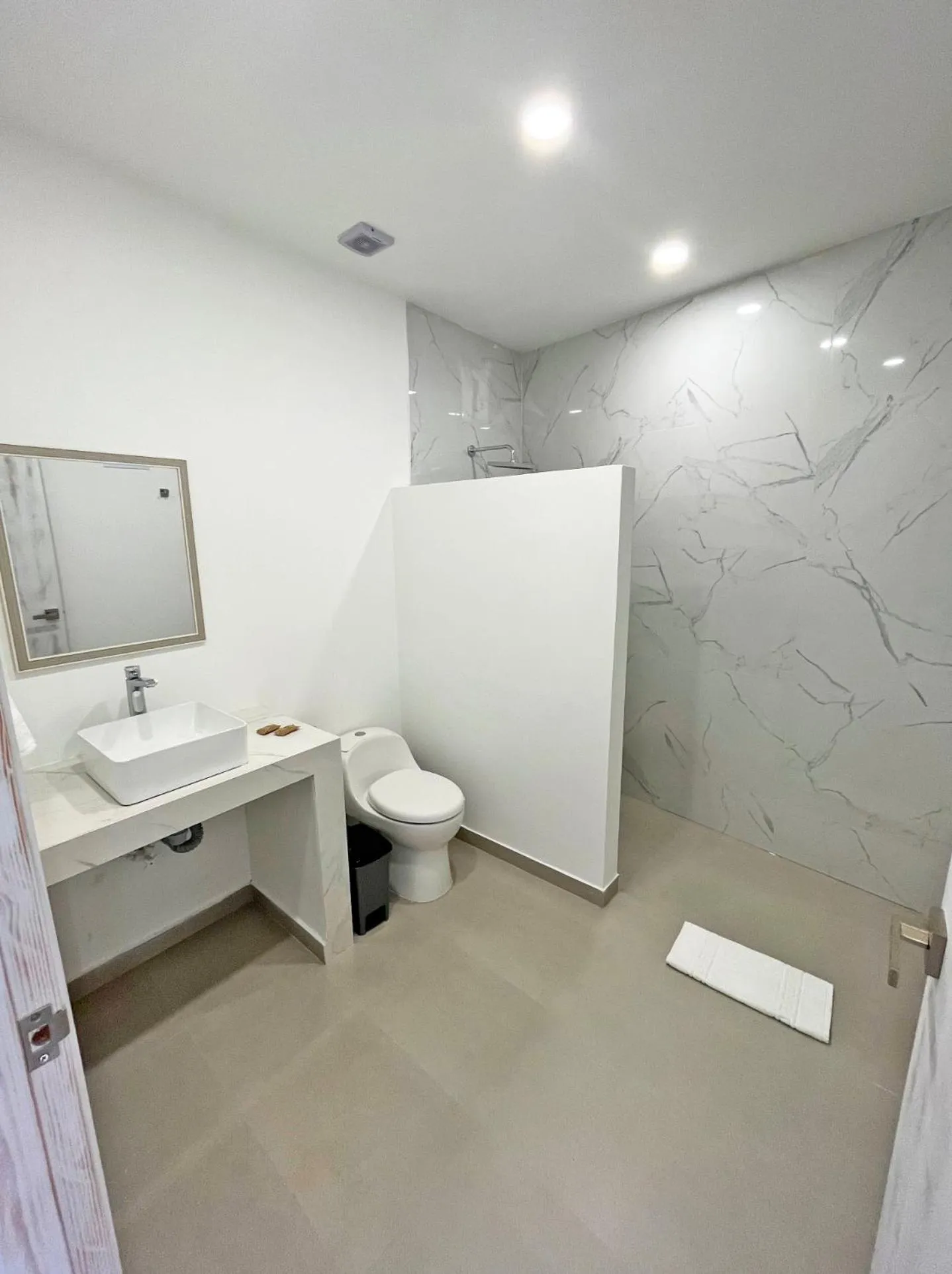 Bathroom in Zaba Beach House