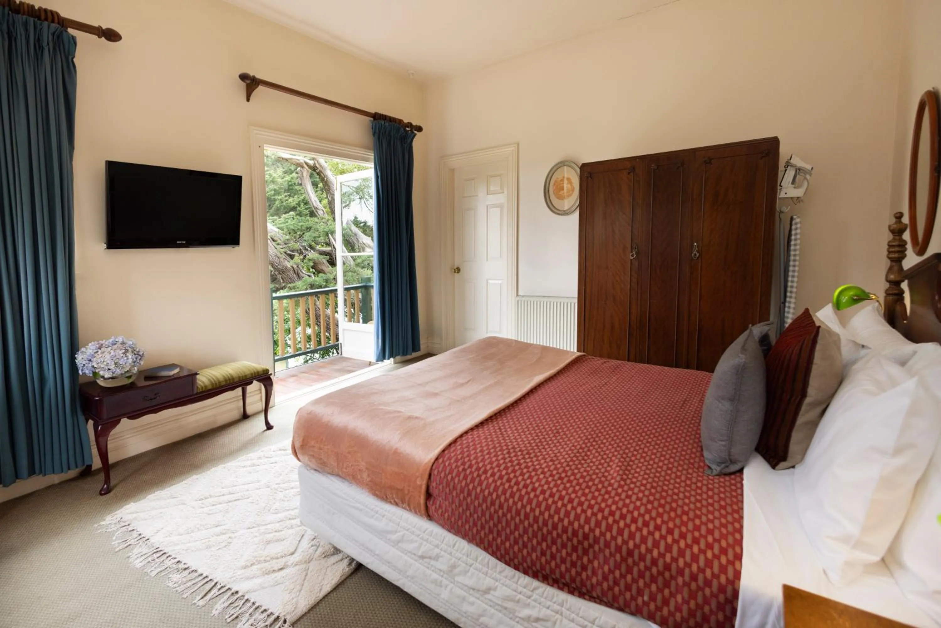 Bedroom, Bed in Leura House