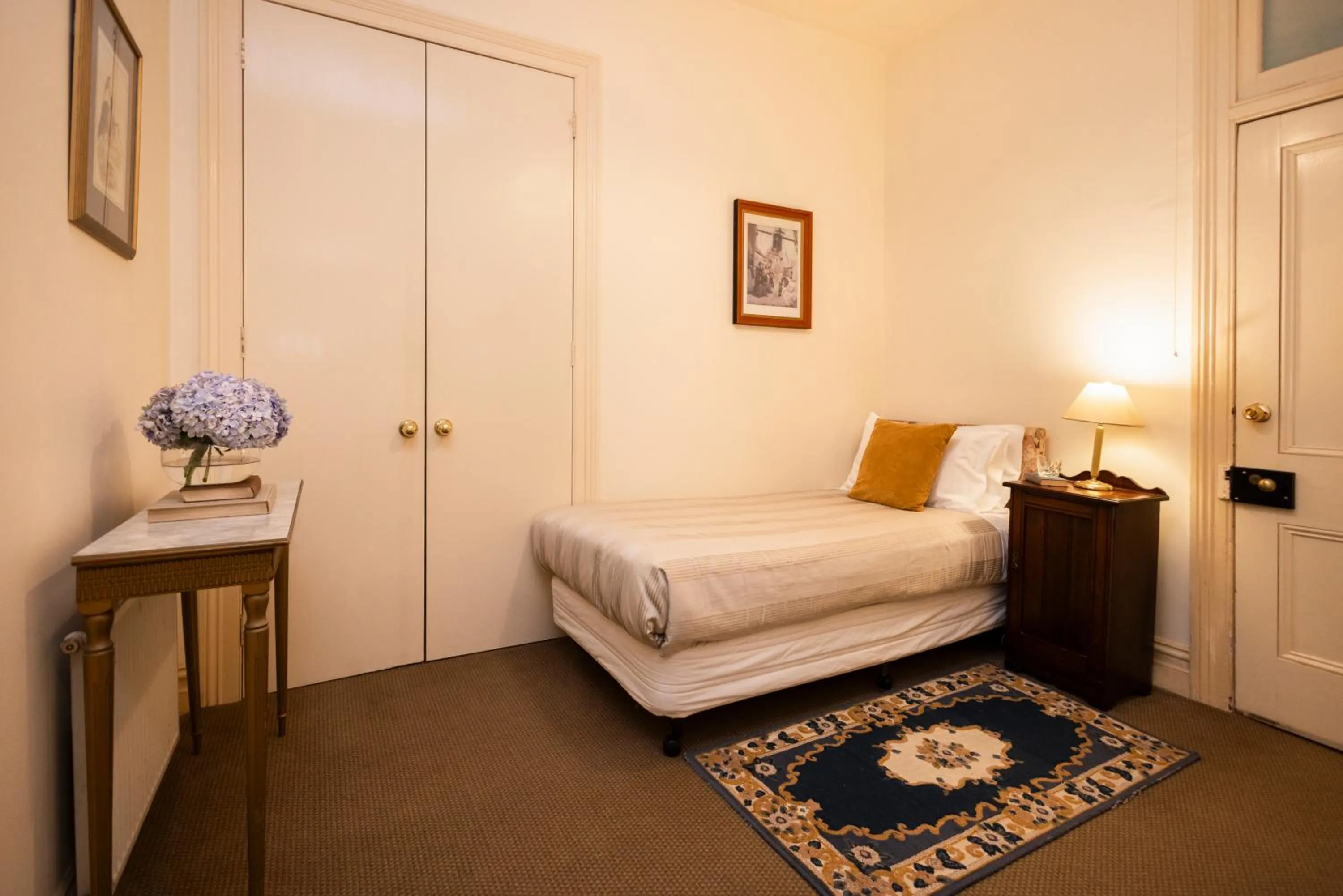 Bedroom, Bed in Leura House