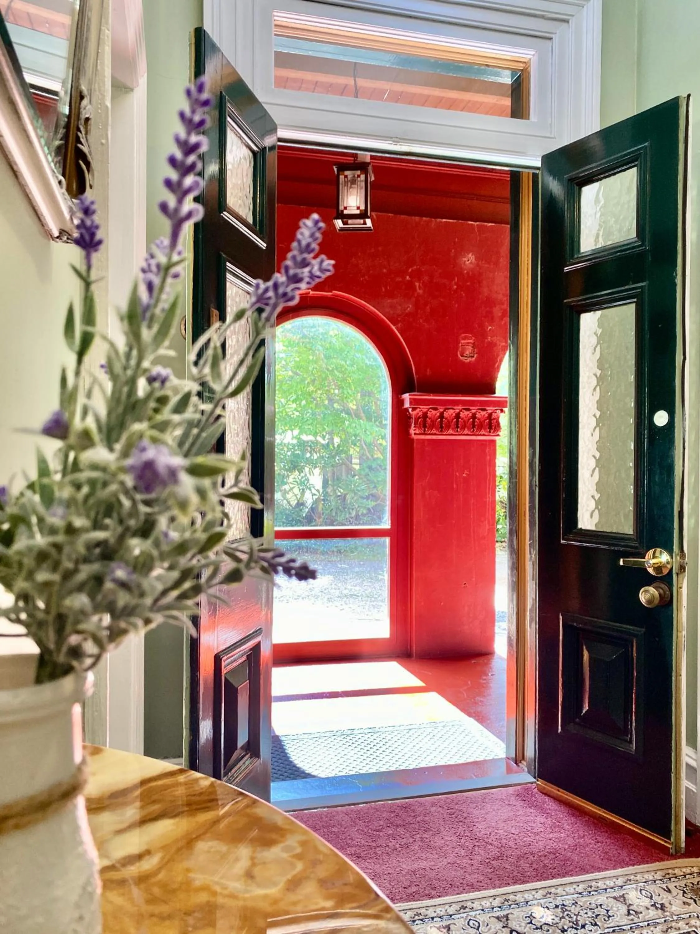 Facade/entrance in Leura House