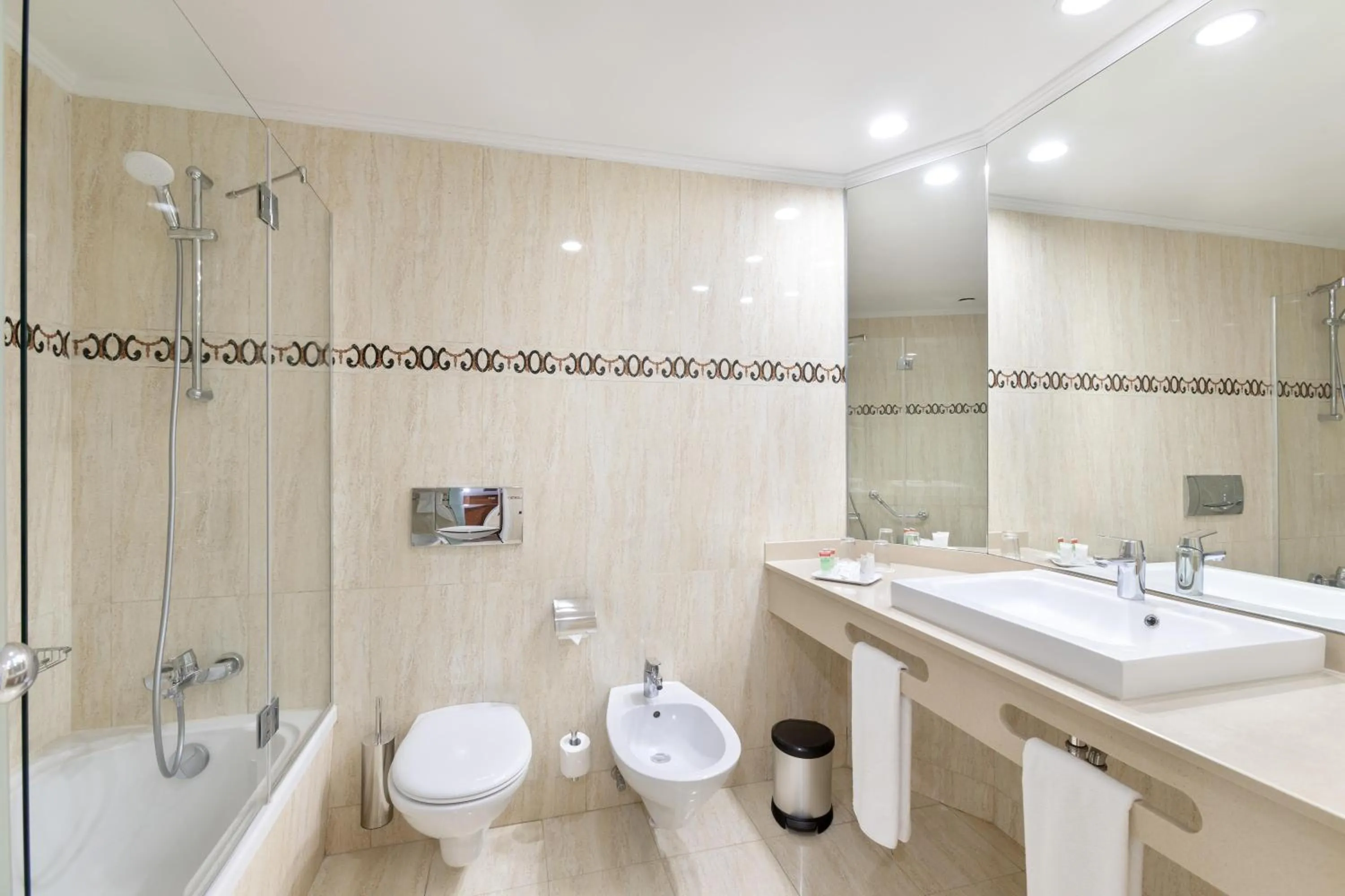 Bathroom in Alexandre Gala