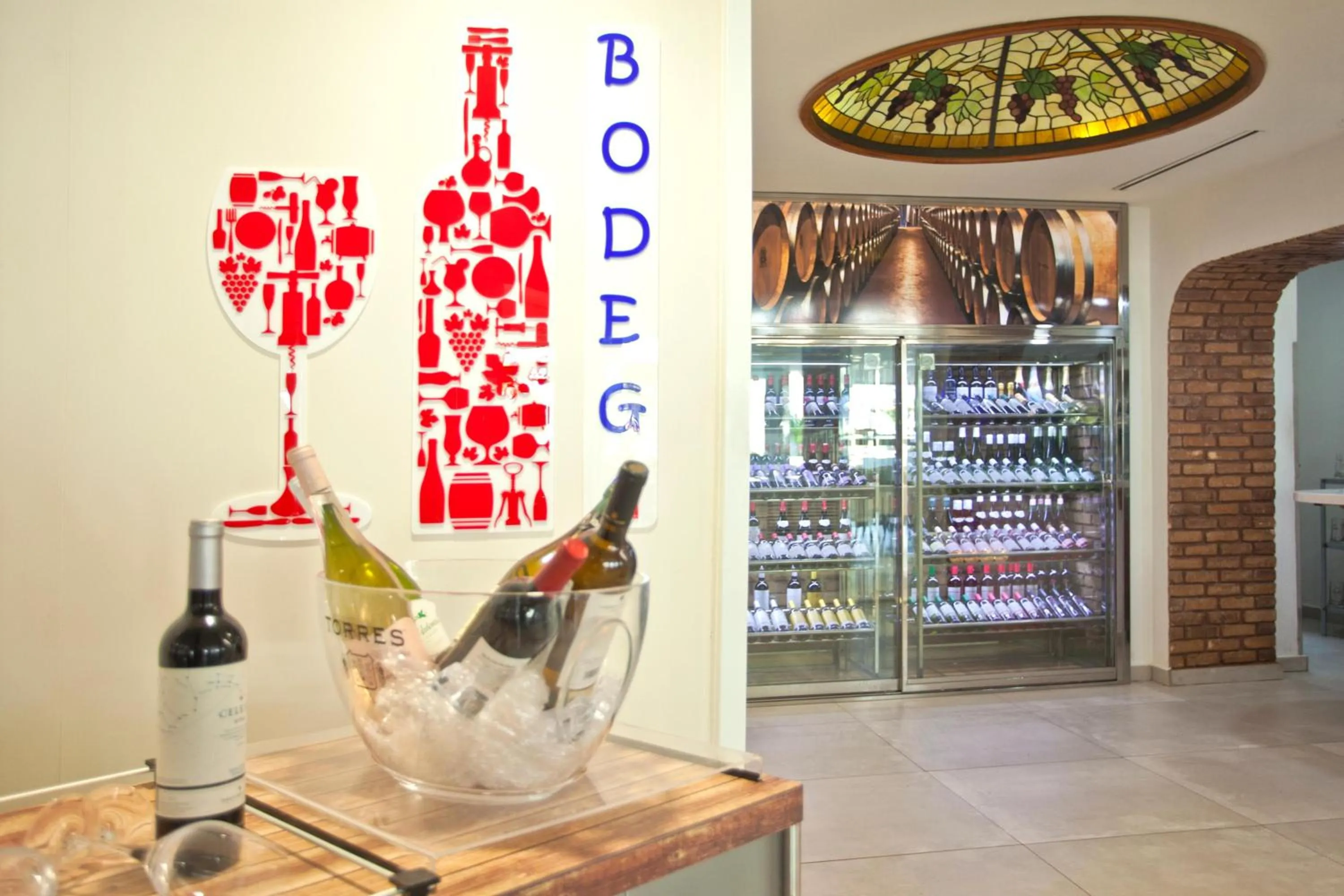 Restaurant/places to eat in Alexandre Gala