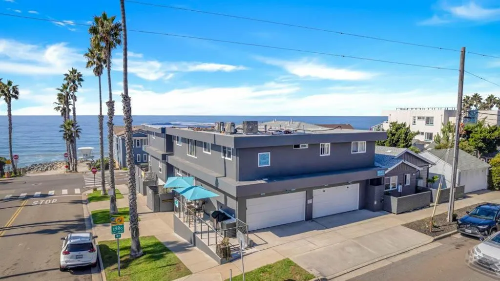 Bird's eye view in Tower 9 #4