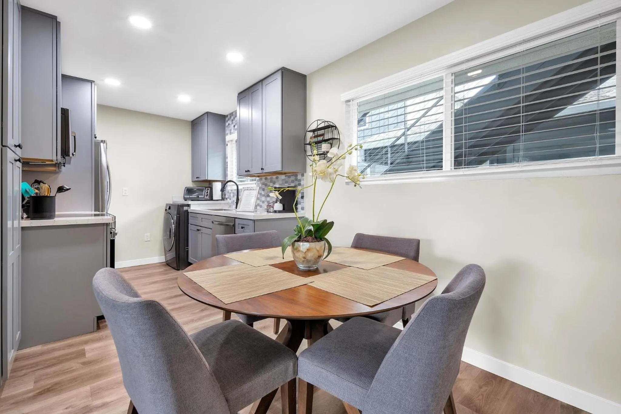 Dining area in Tower 9 #4