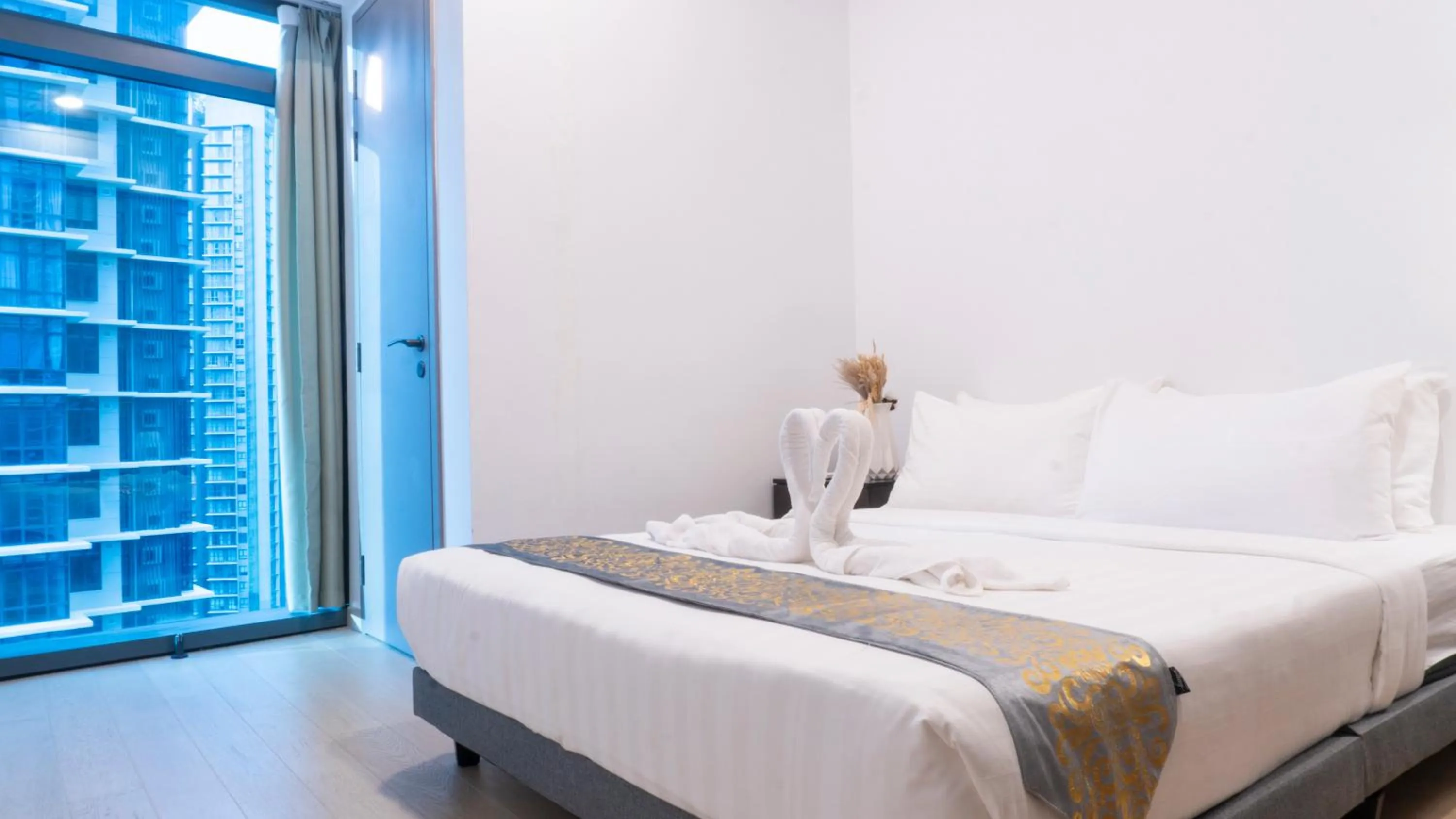 Bed in MOONWAY SUITES At EATON KLCC