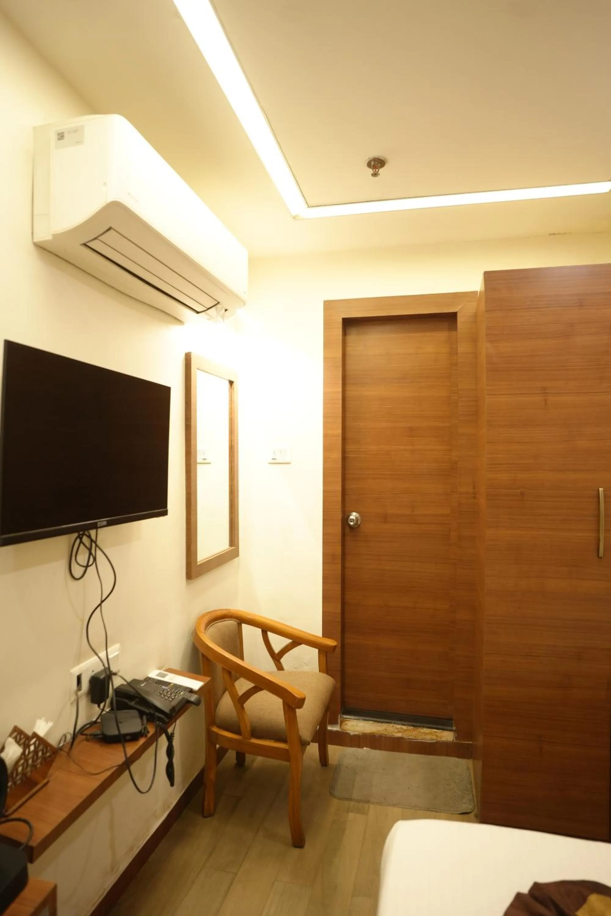 Bed in HOTEL SILKHOUSE PREMIER