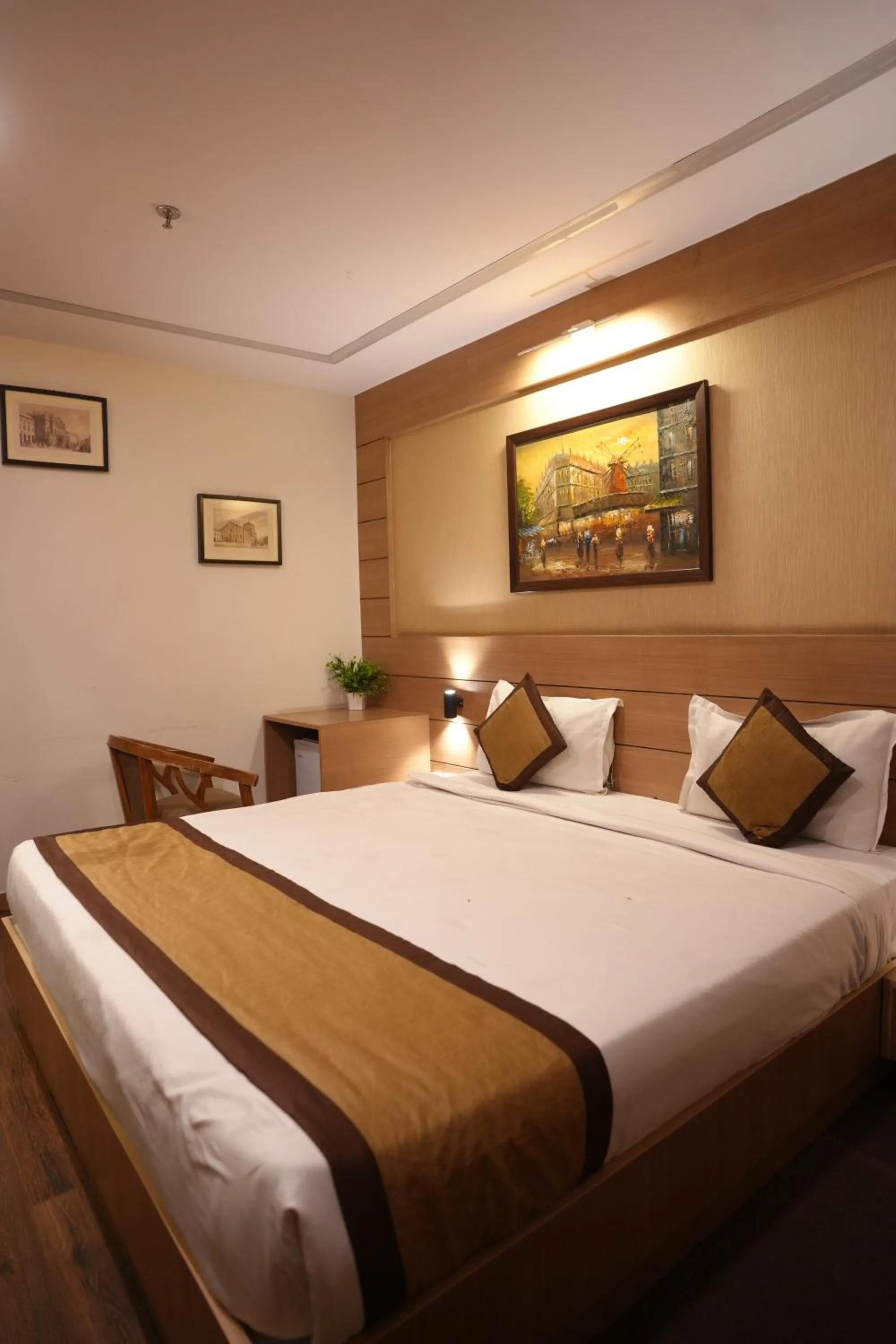 Bed in HOTEL SILKHOUSE PREMIER