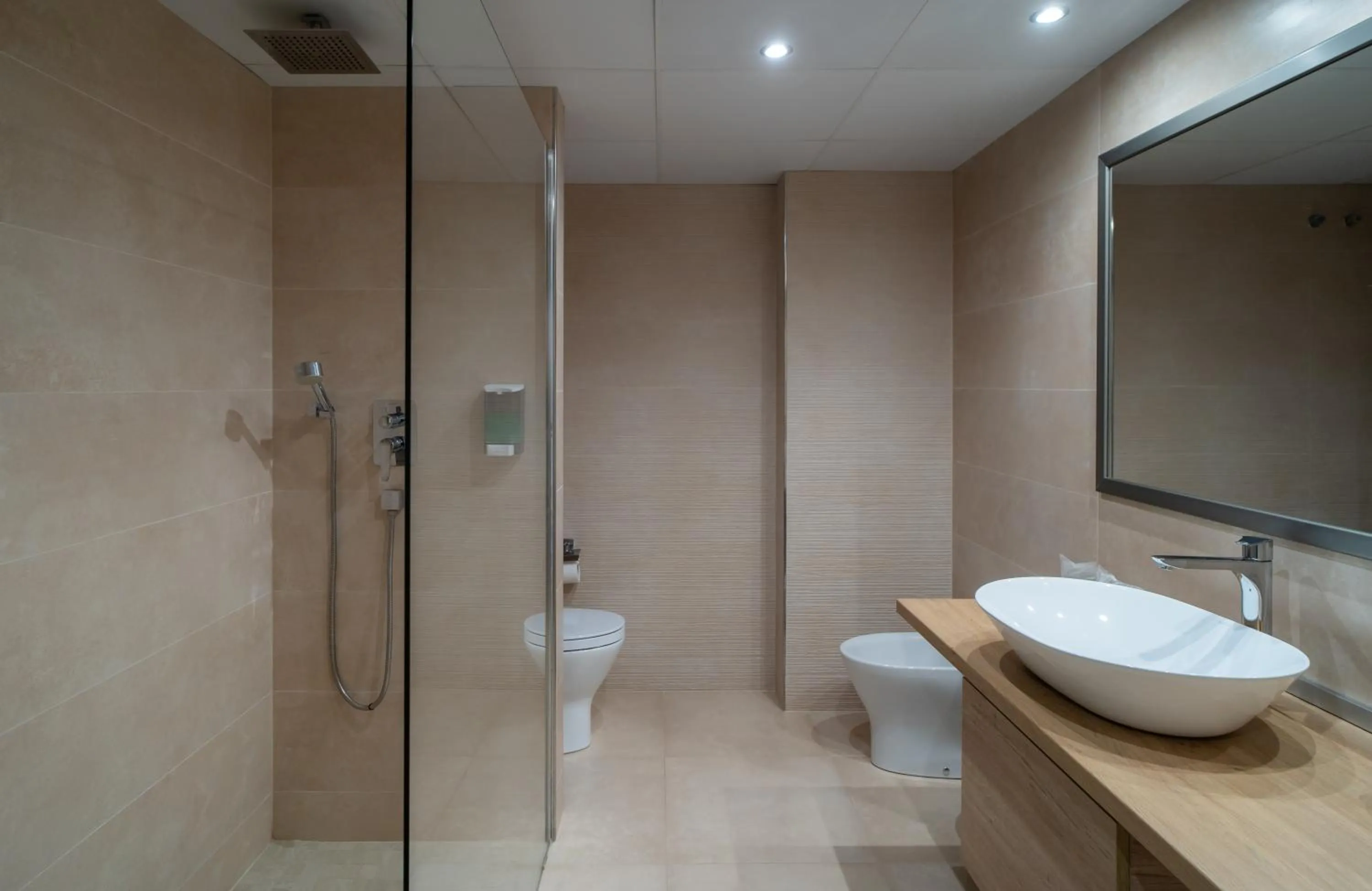 Shower in MS Aguamarina Costa del Sol