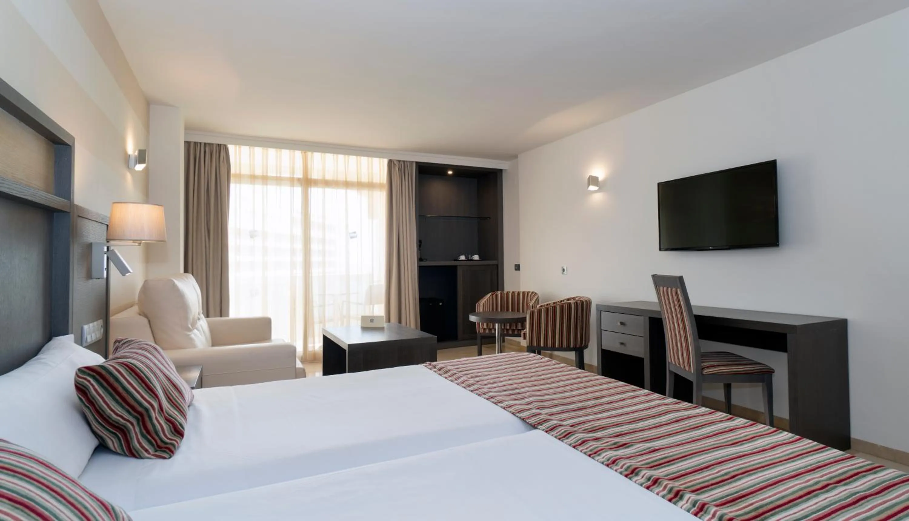 Photo of the whole room, Bed in MS Aguamarina Costa del Sol