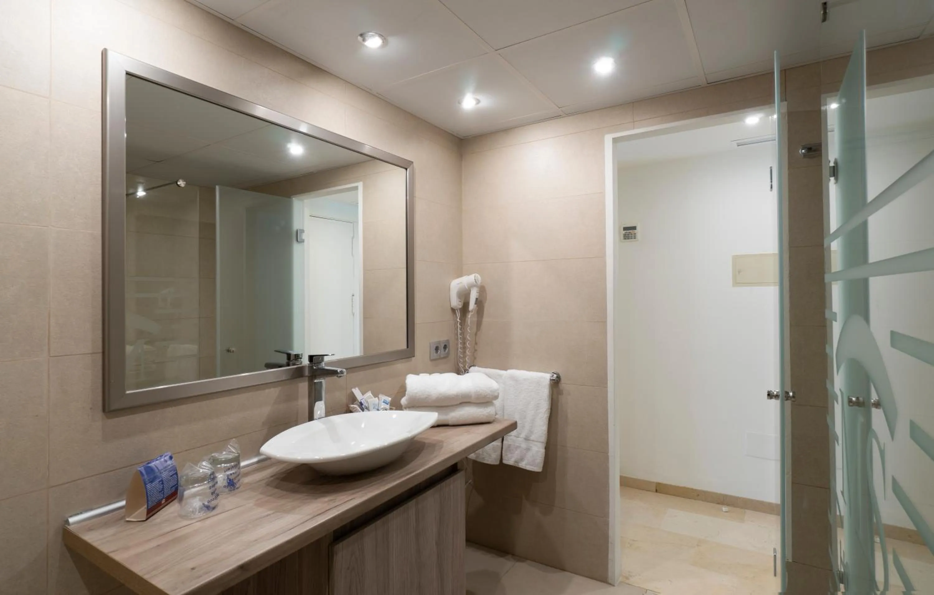 Bathroom in MS Aguamarina Costa del Sol