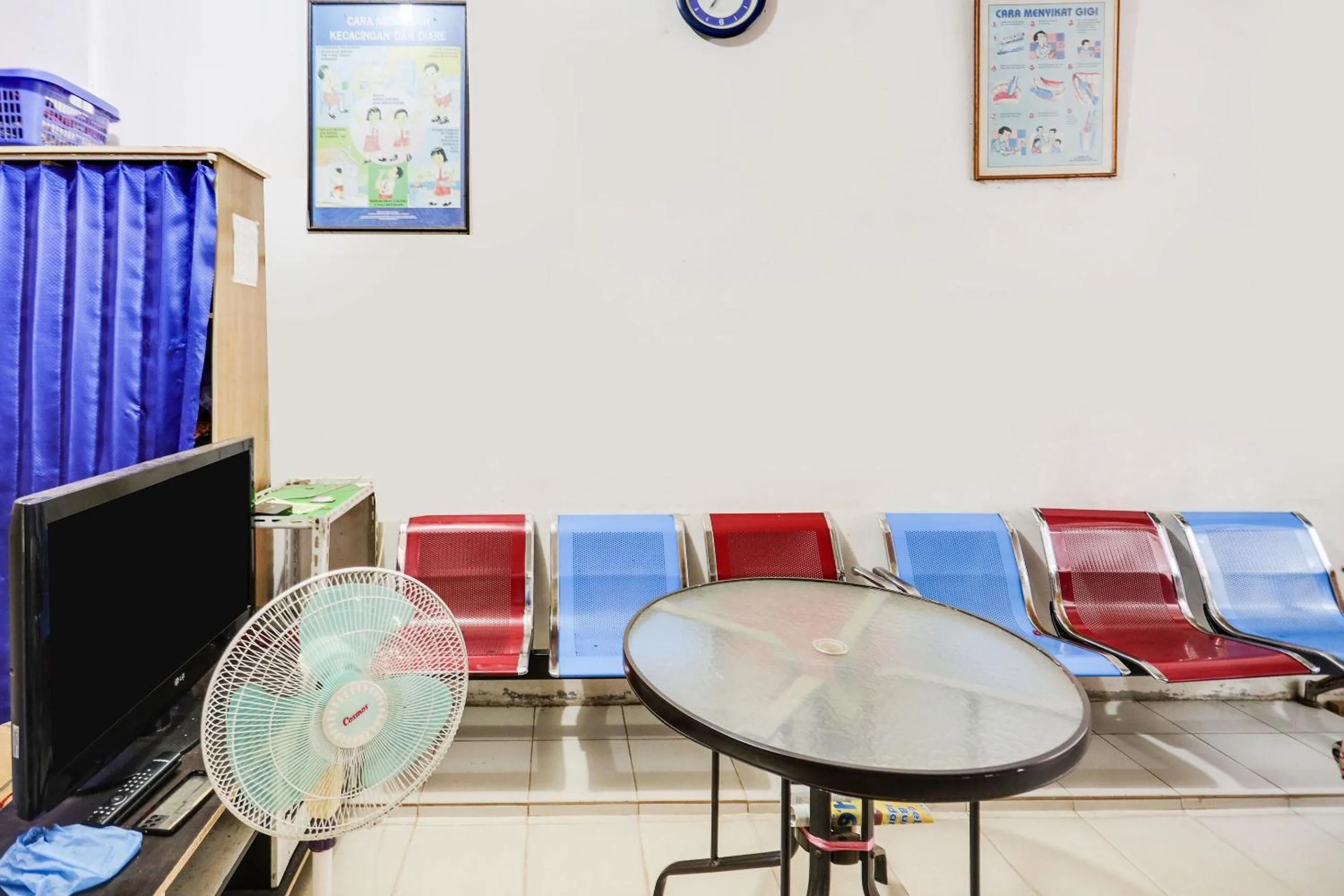 Lobby or reception in Hotel O Restu Ibu Homestay Syariah