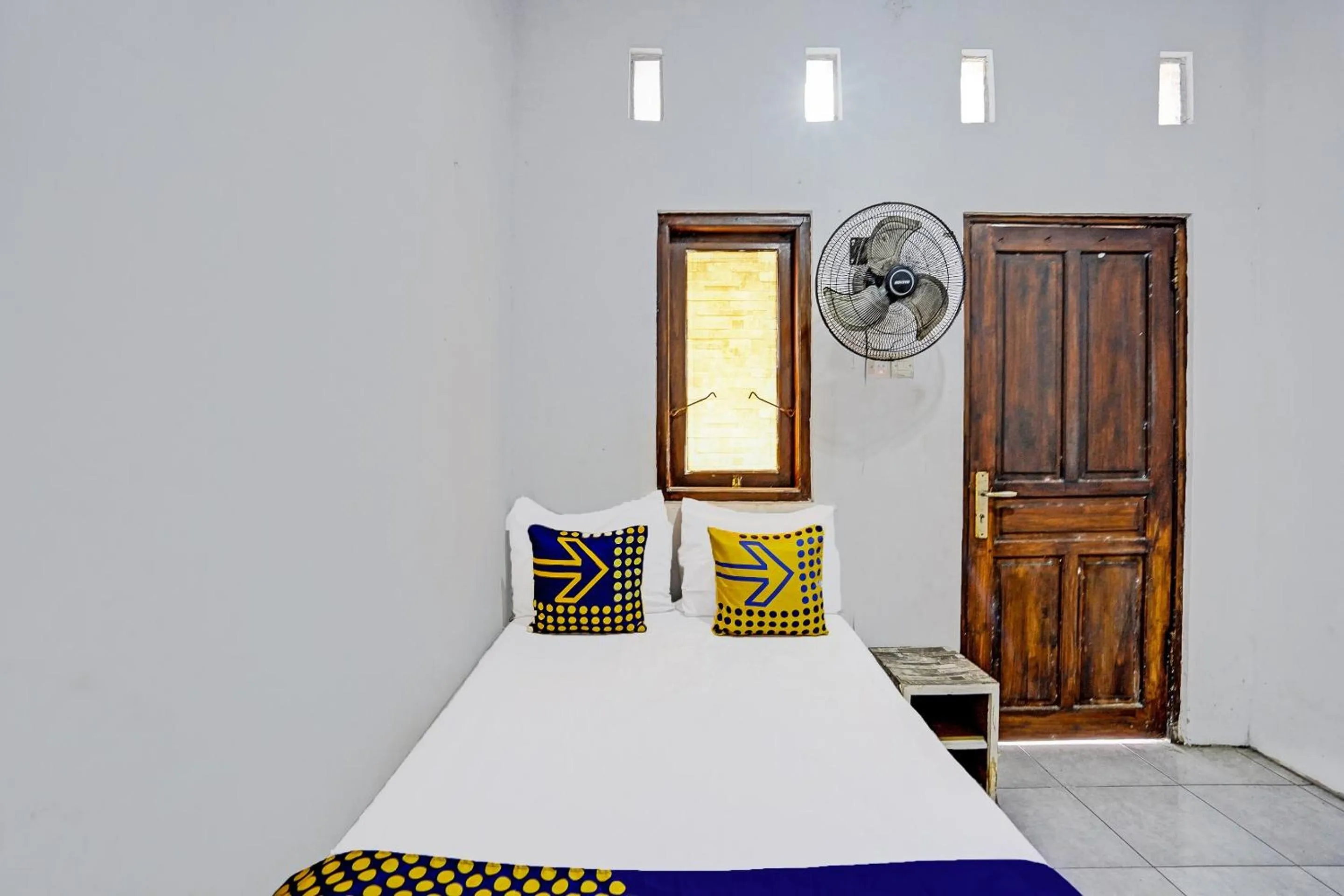 Bedroom, Bed in Hotel O Fun Guesthouse Syariah