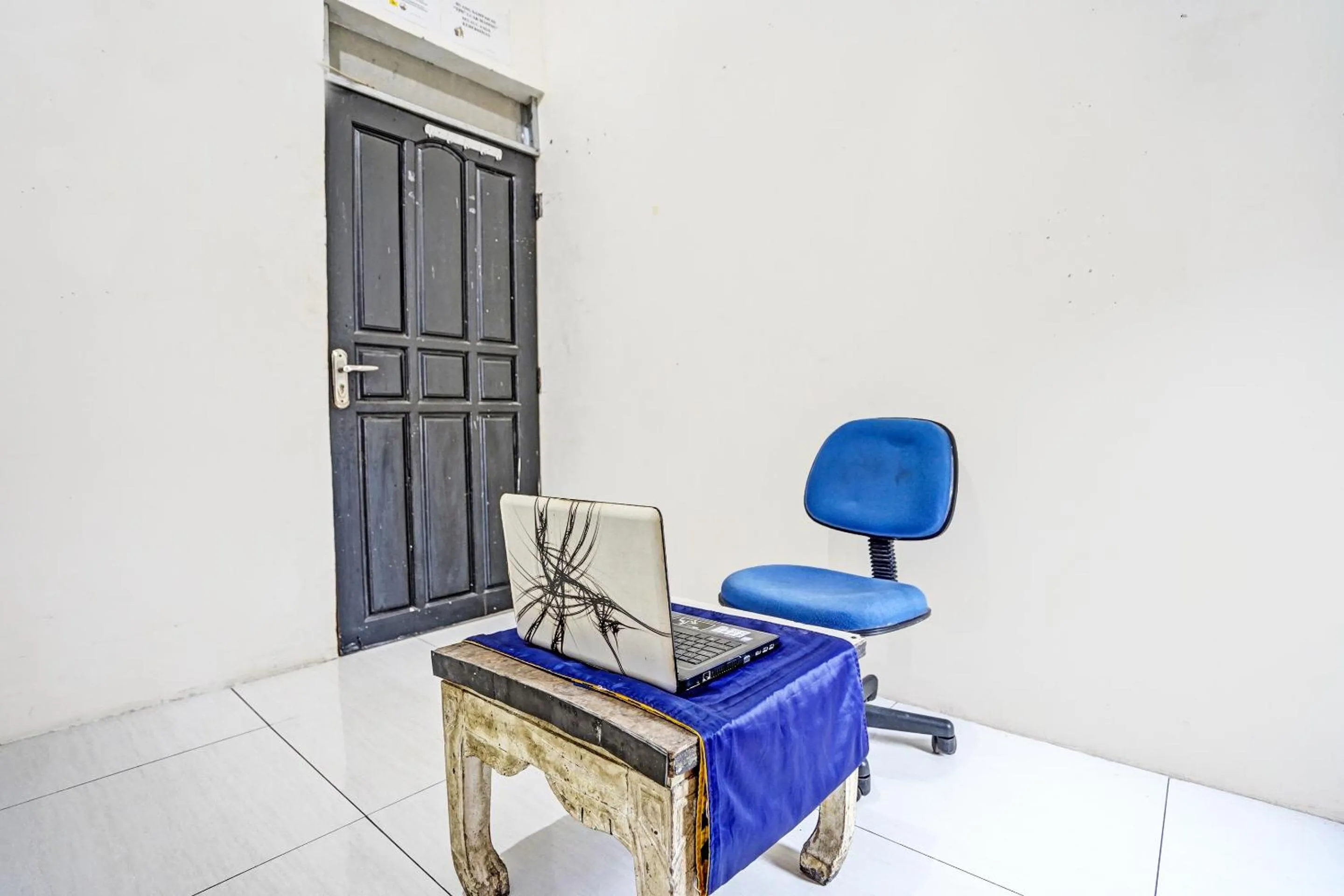 Lobby or reception in Hotel O Tarlo Guest House 4