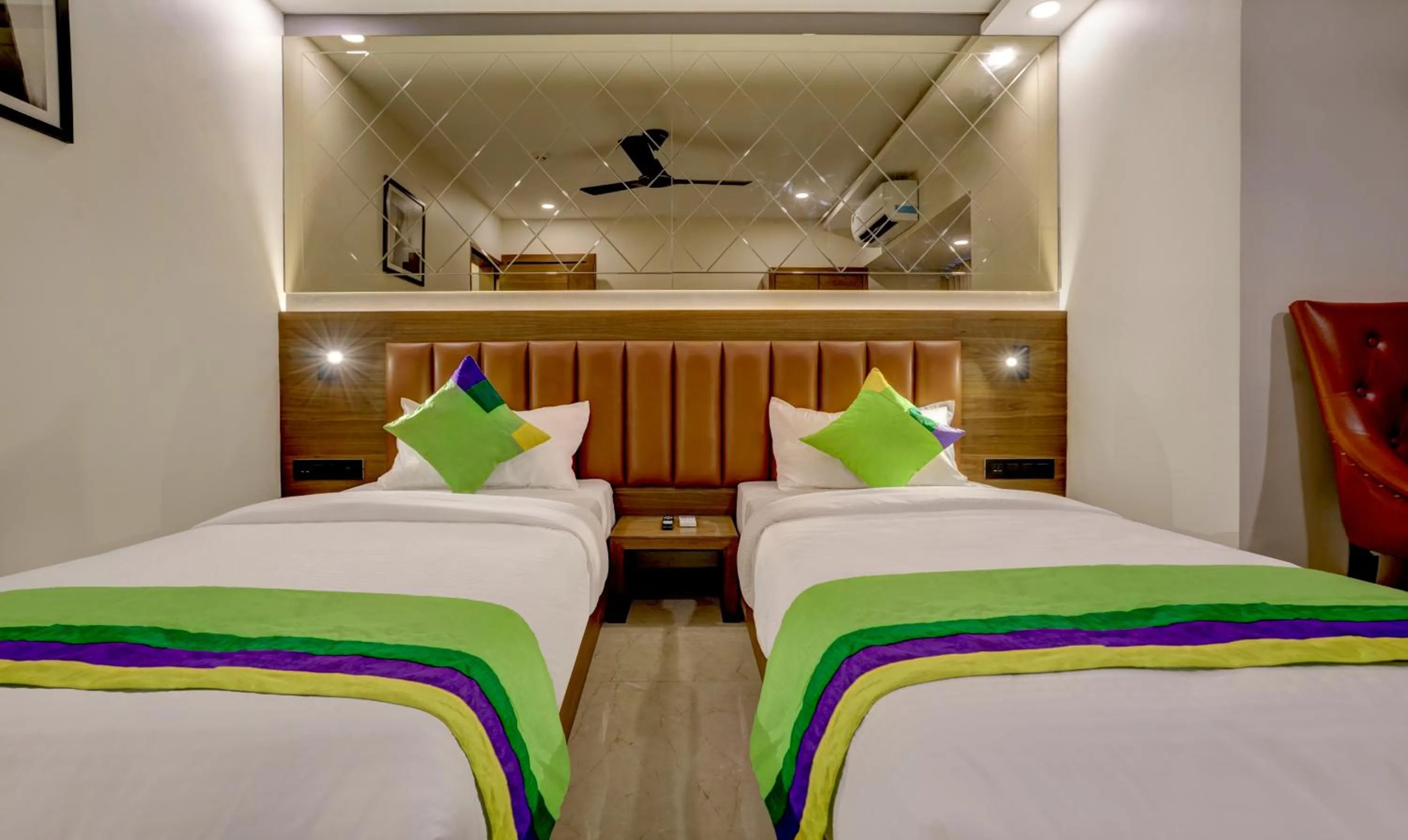 Bedroom, Bed in Treebo Castle Rock Inn