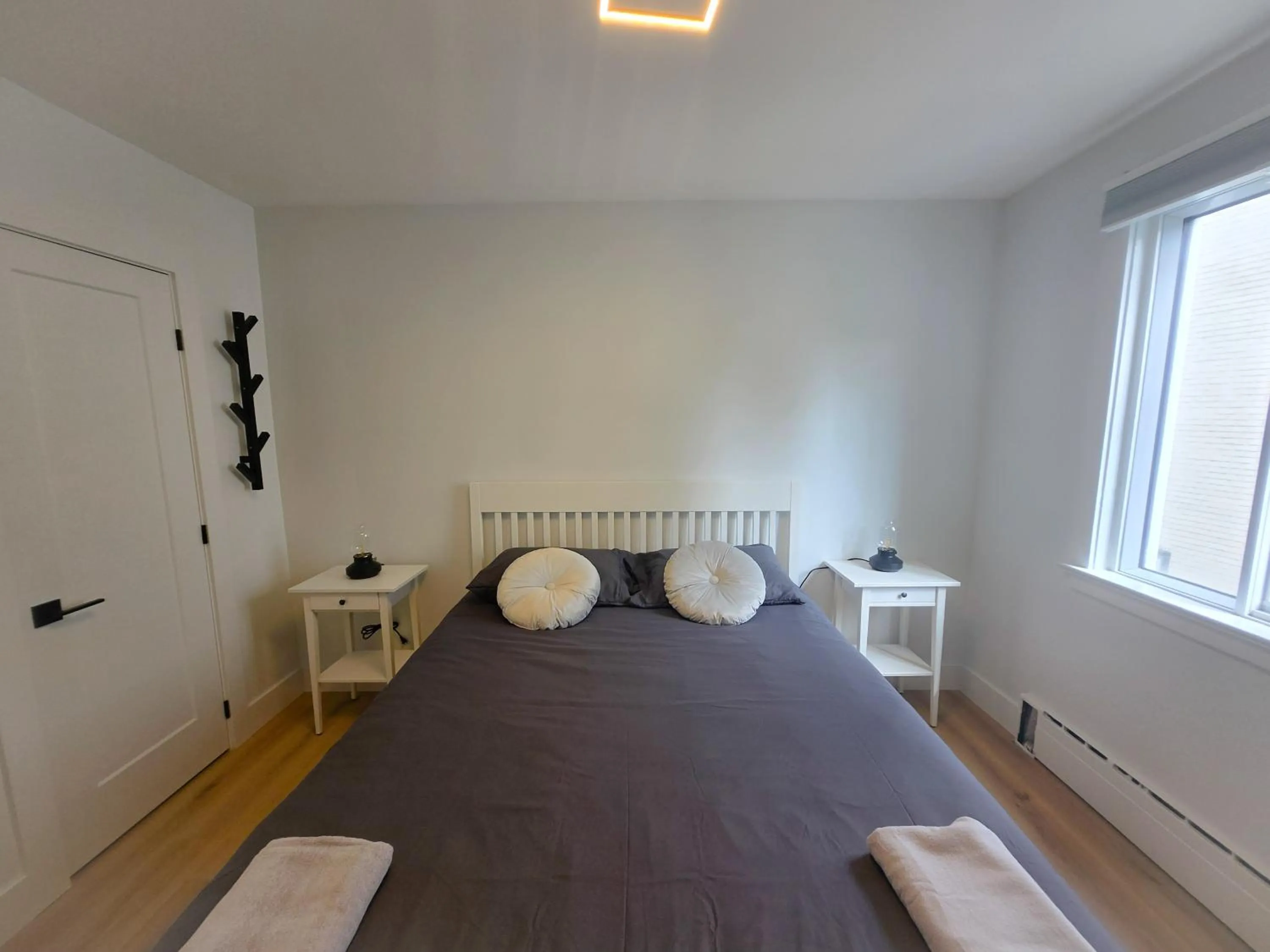 Bed in JstLikeHome - Serenity Suites & Guesthouse