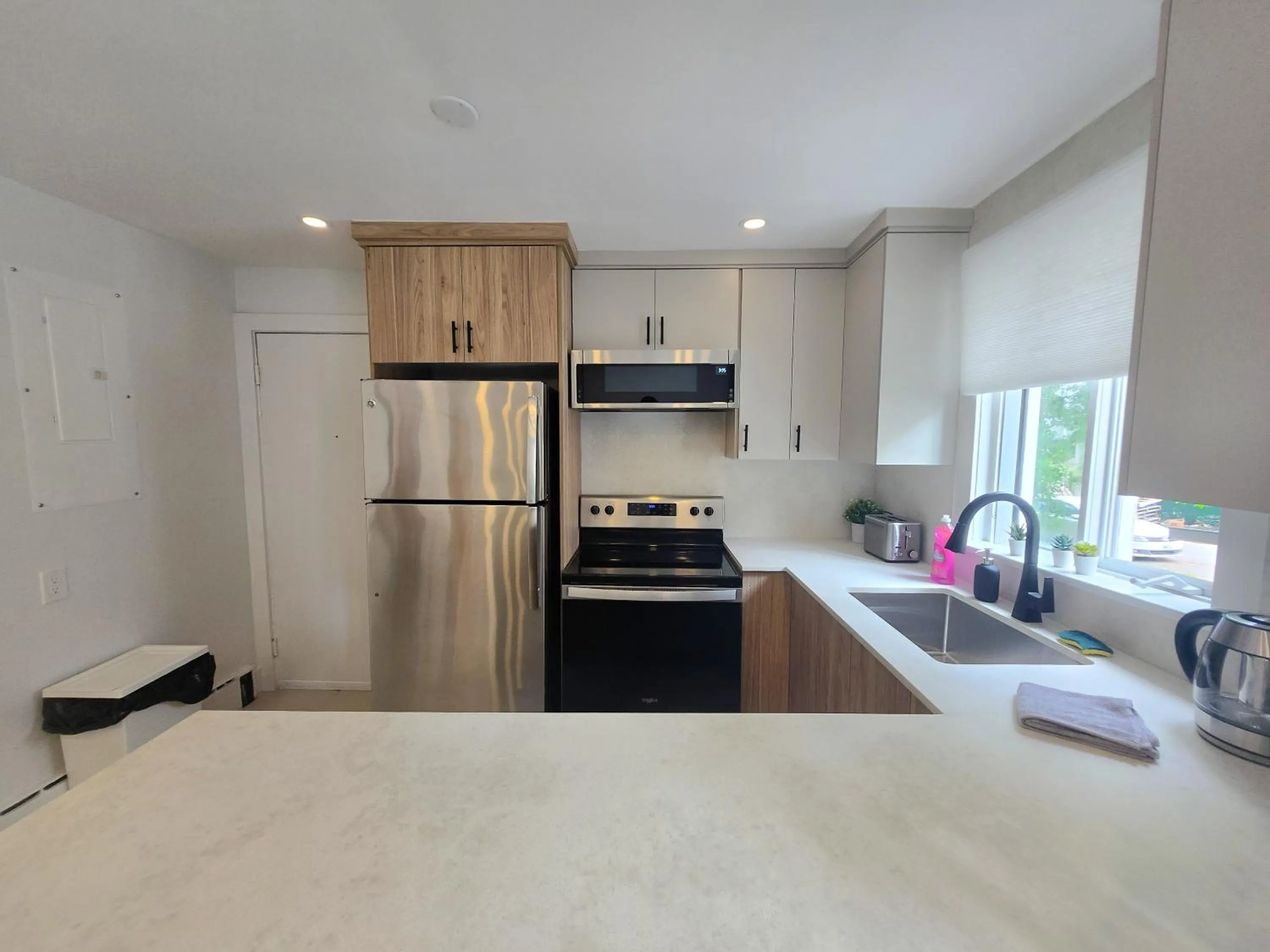 JstLikeHome - Serenity Suites & Guesthouse