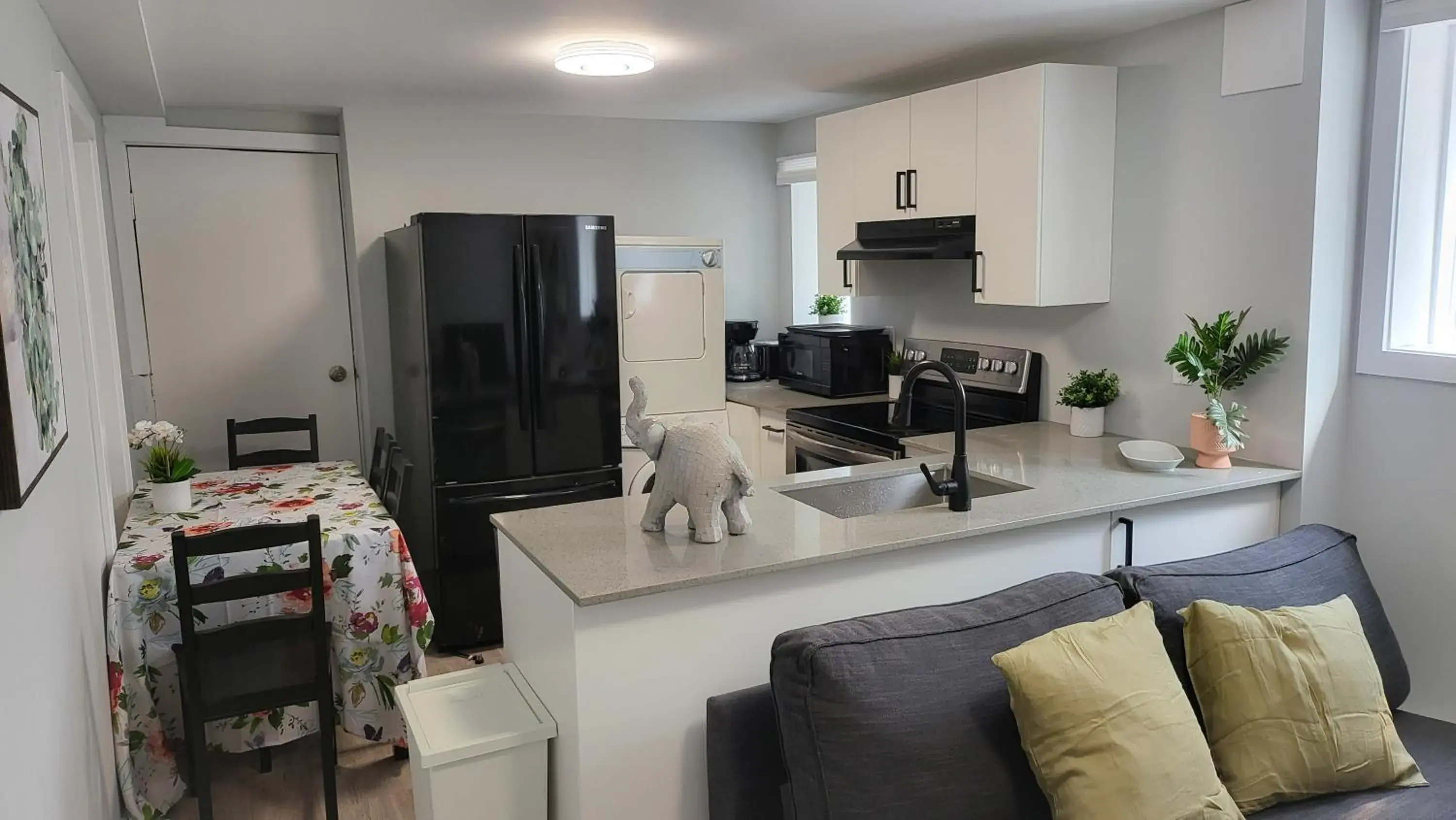 Apartment - Ground Floor in JstLikeHome - Serenity Suites & Guesthouse Apartment - Ground Floor in JstLikeHome - Serenity Suites & Guesthouse