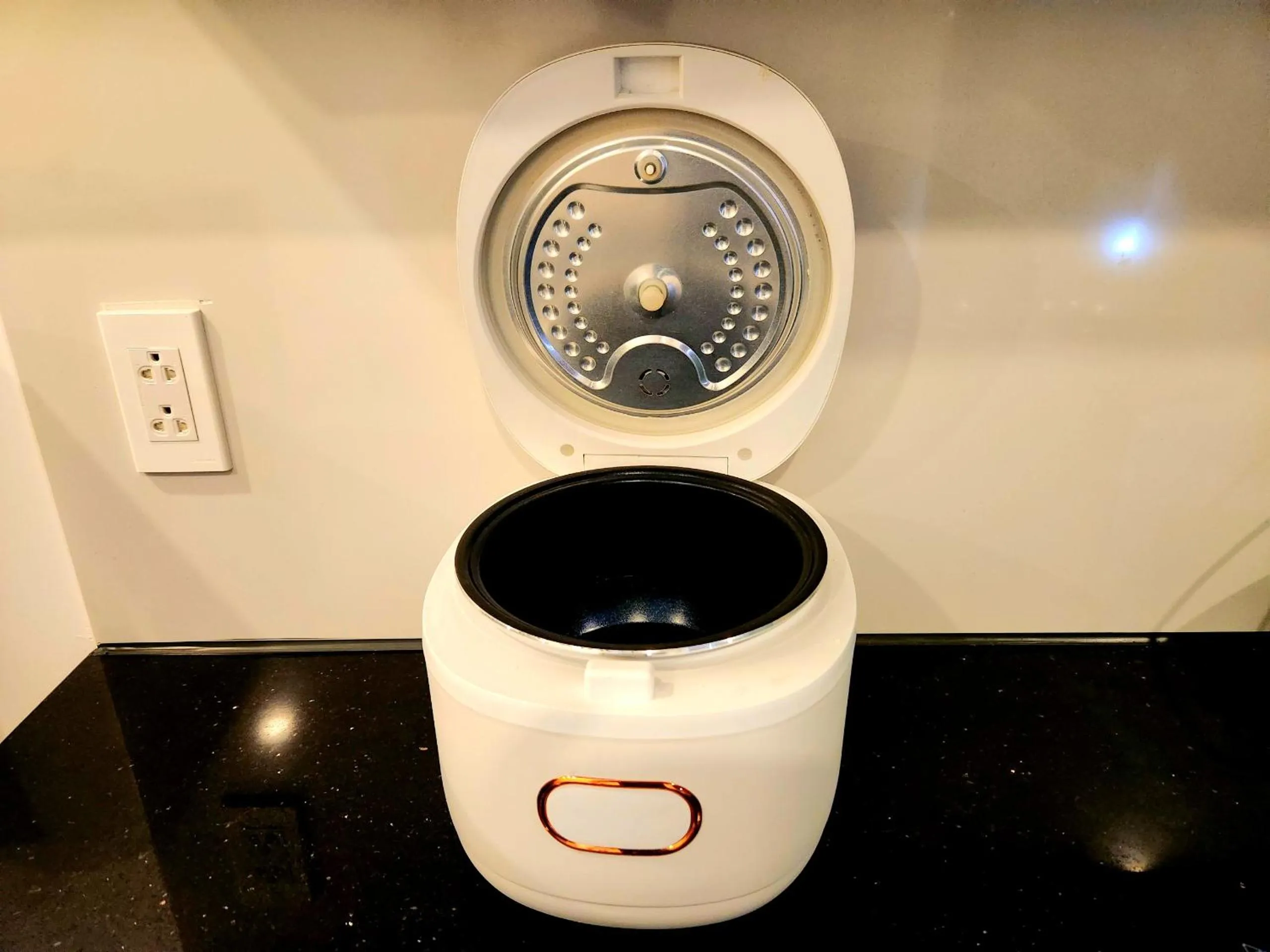 BBQ facilities in Mi Amor Luxury Island Apartment - 3 minutes to the beach