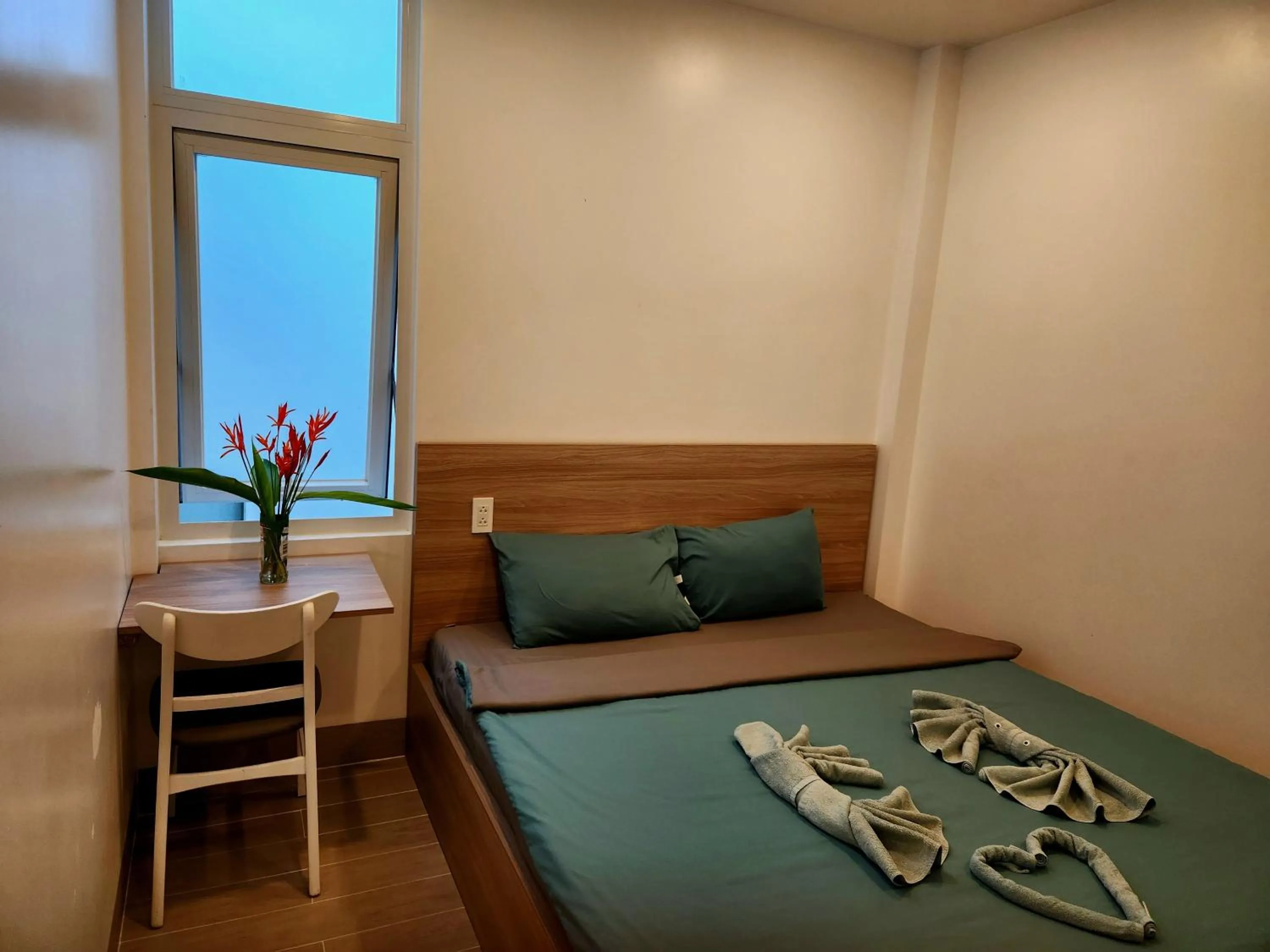 Bed in Mi Amor Luxury Island Apartment - 3 minutes to the beach