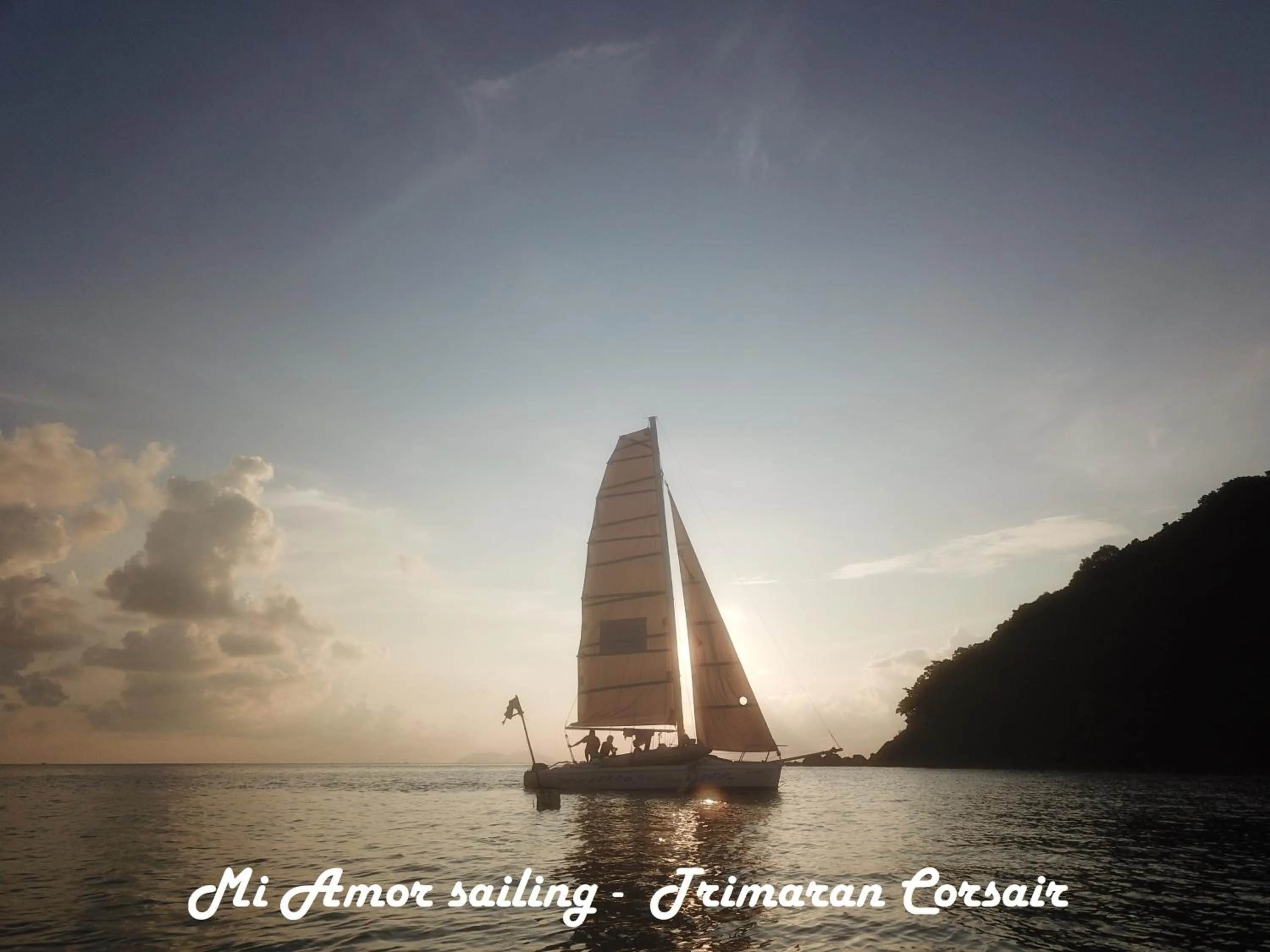 Day in Mi Amor Luxury Island Apartment - 3 minutes to the beach