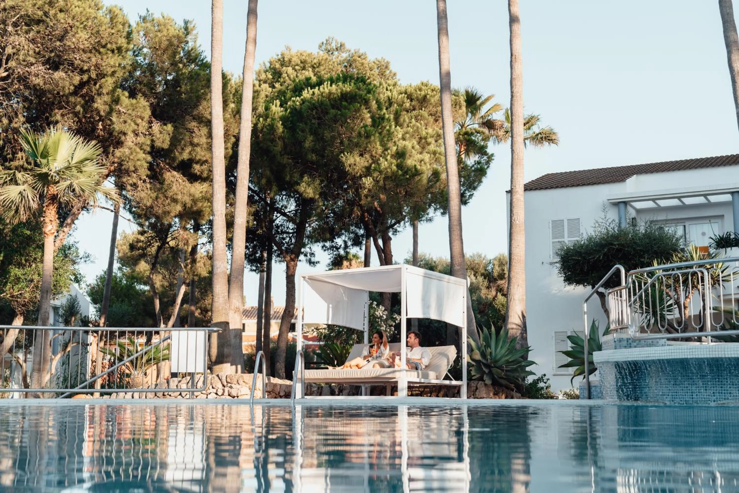Pool view in Sagitario Princesa Playa